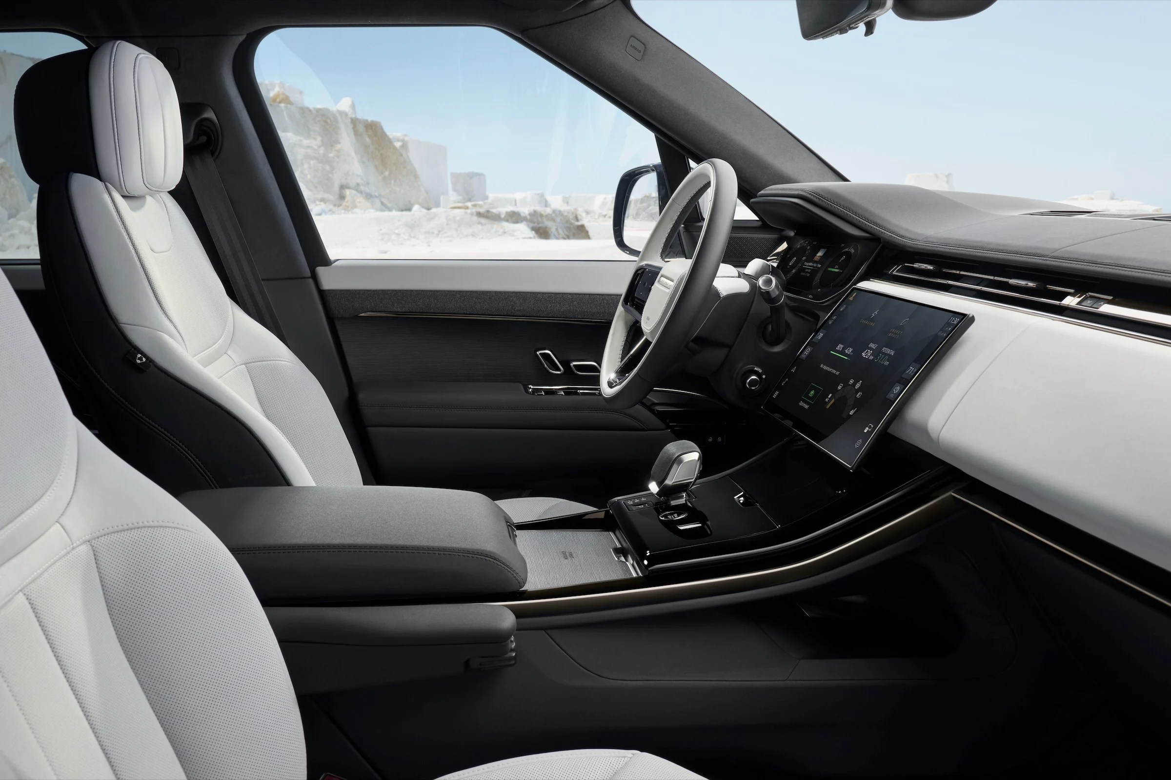 RRS Electric 27MY Interior Charge KM 01 300926