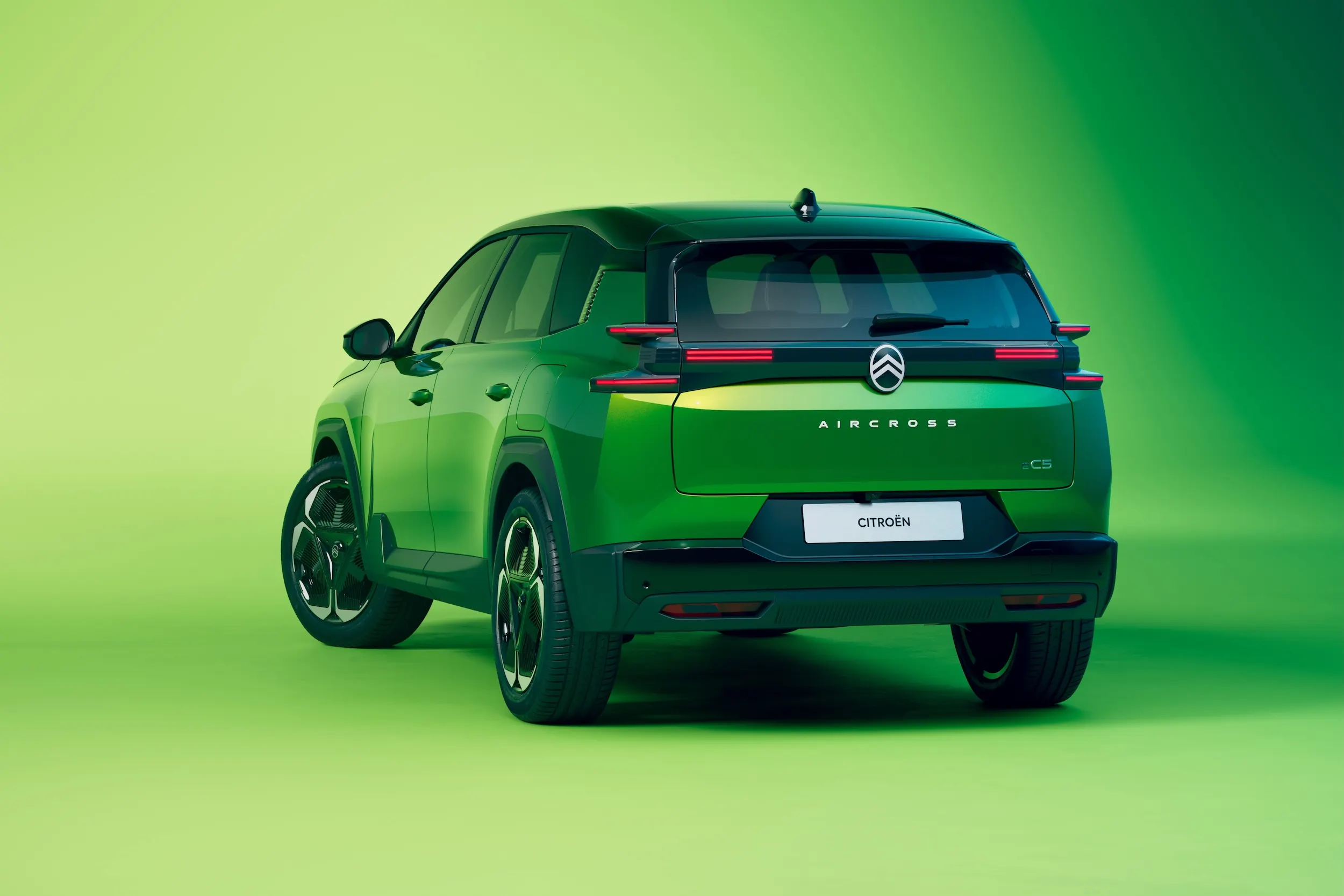 FOTO: Citroën Ë-C5 Aircross