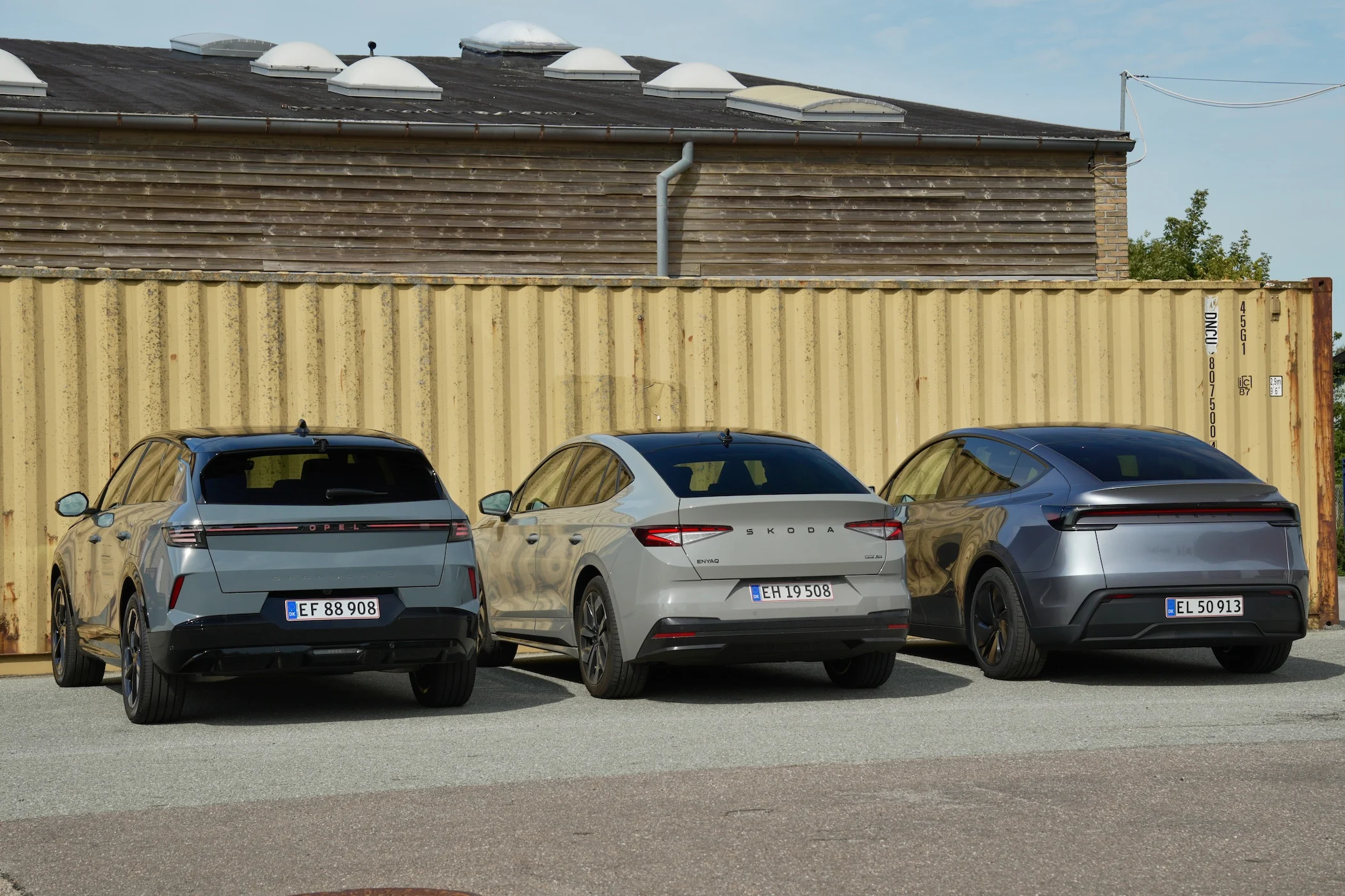 Opel vs Tesla vs Skoda MBB 292