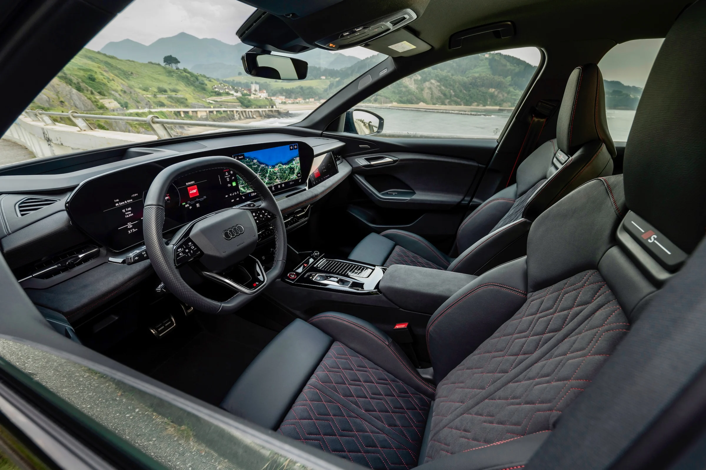 Audi SQ6 E-Tron 2835 large