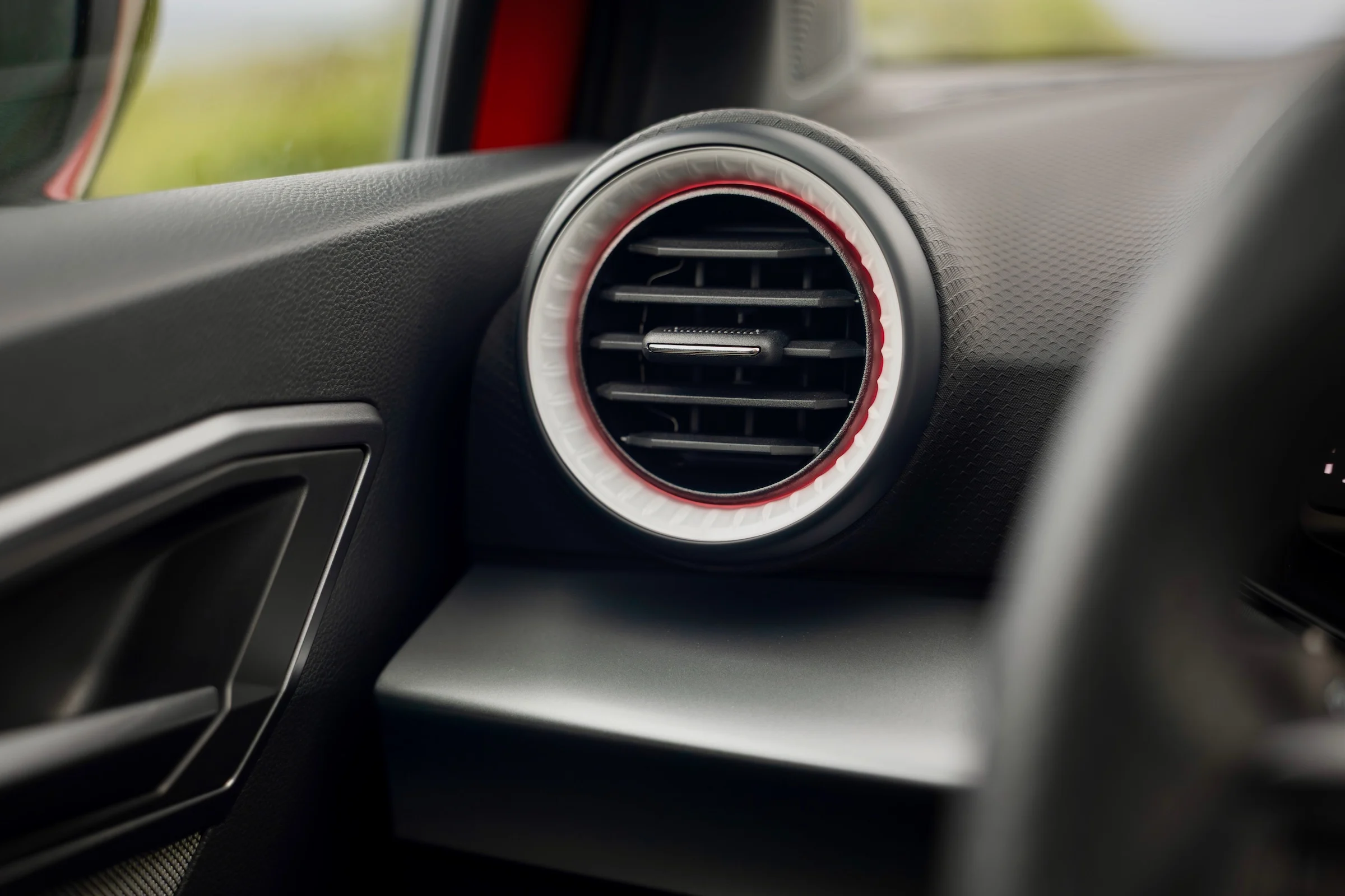 New-SEAT-Ibiza-brings-fresh-design-and-youthful-spirit 31 HQ