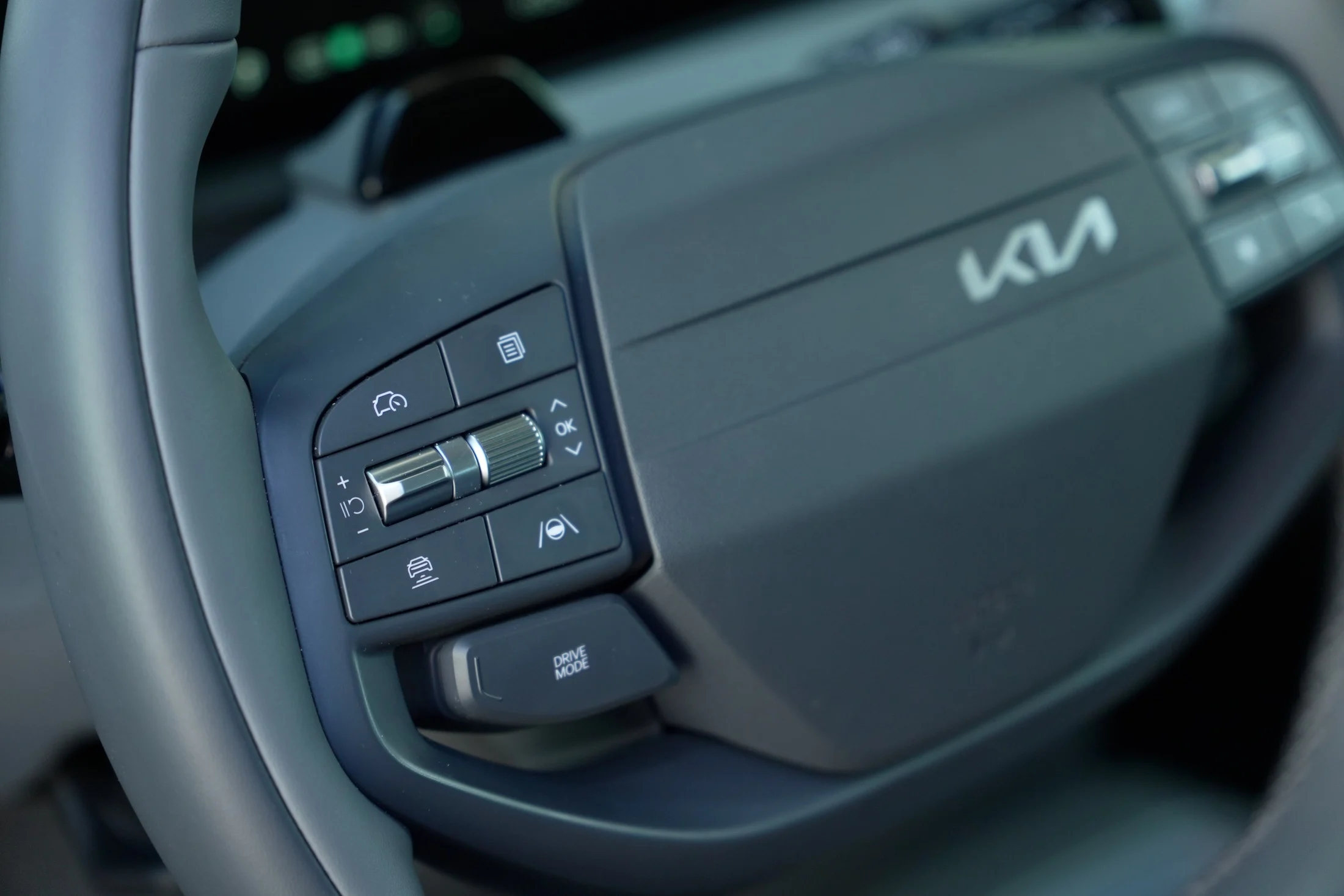 STORTEST MG KIA SKODA MBB 729