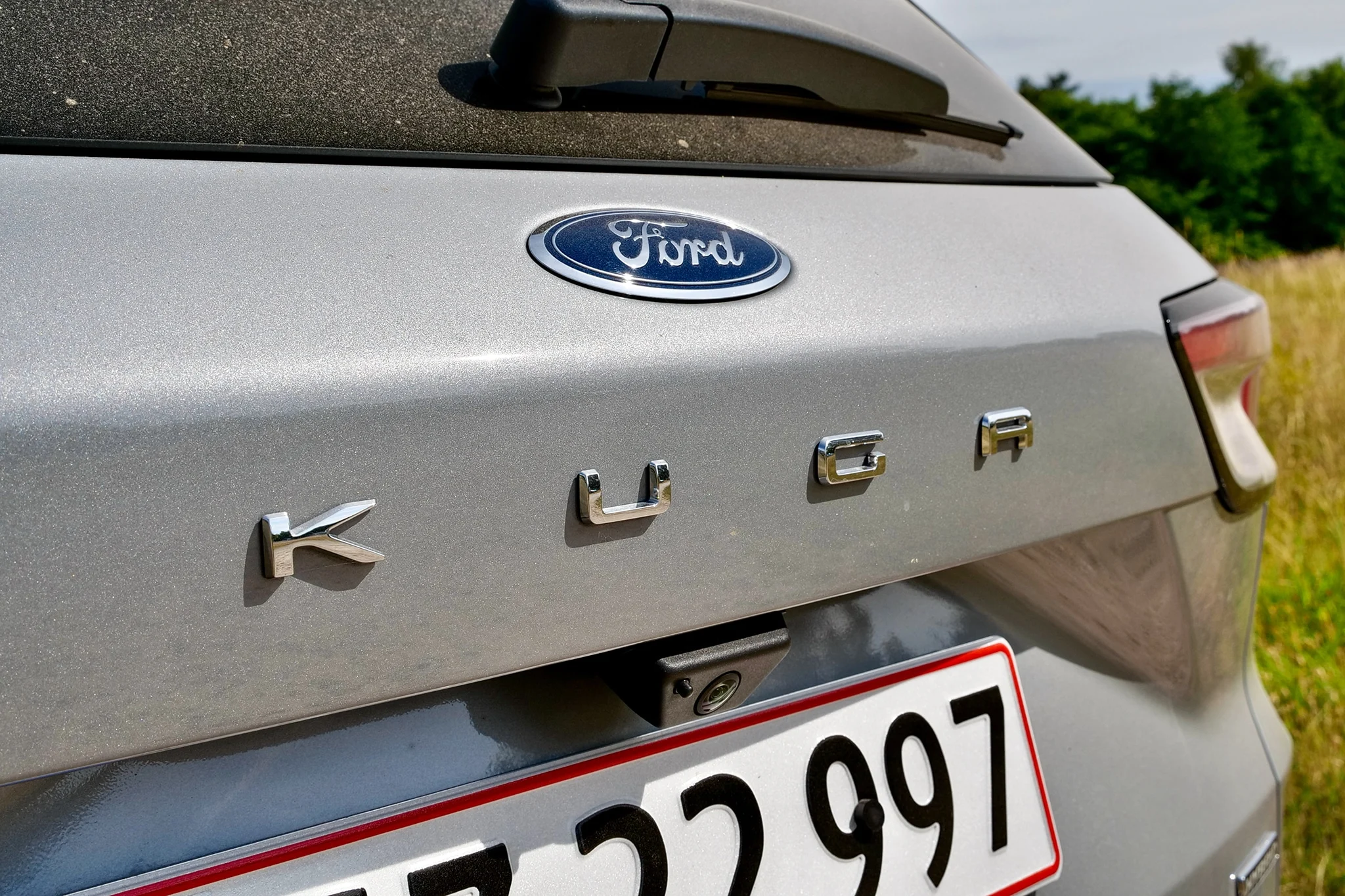Ford Kuga Hybrid – Eksteriør (3)