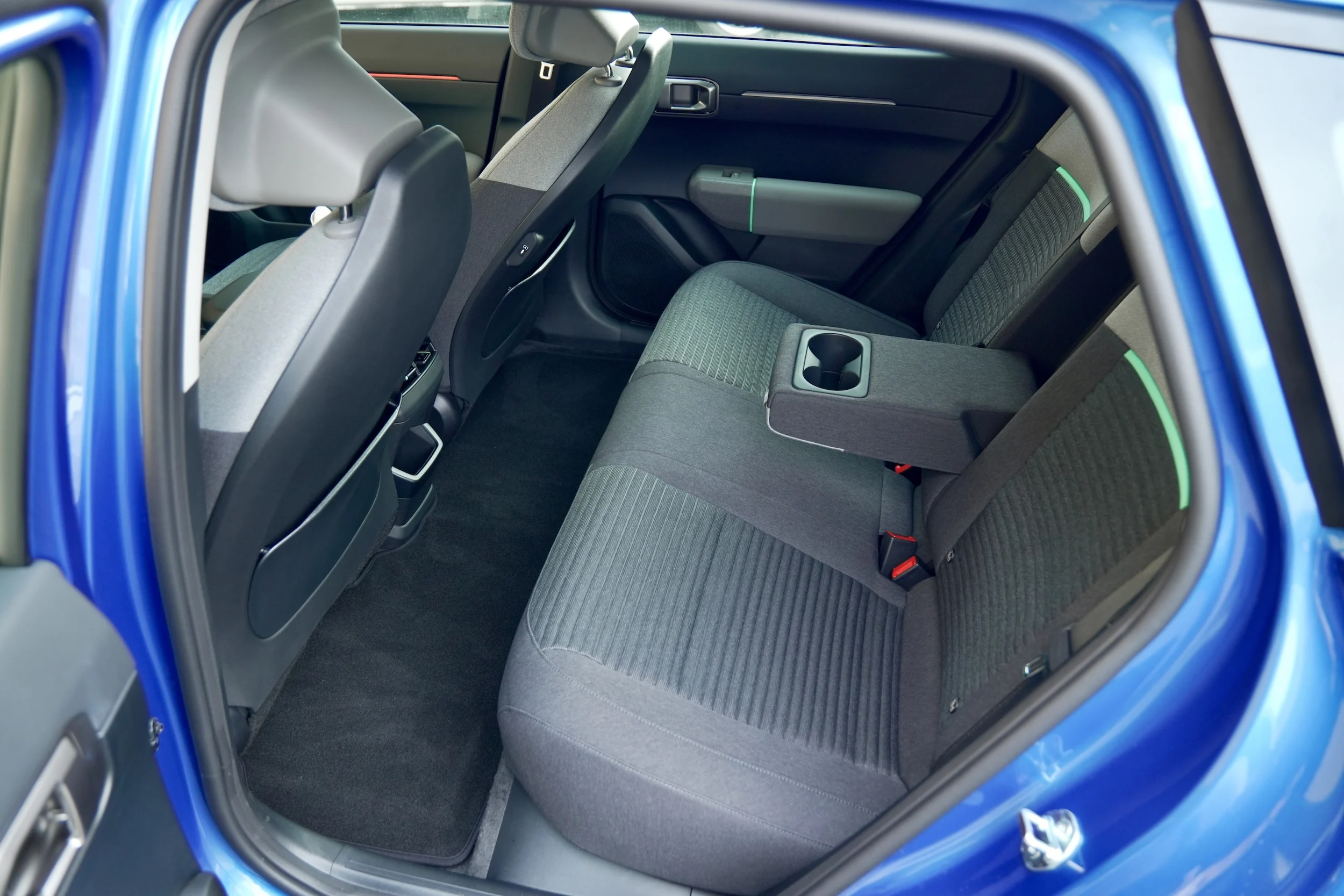 TEST Kia EV4 LR Access MBB 955