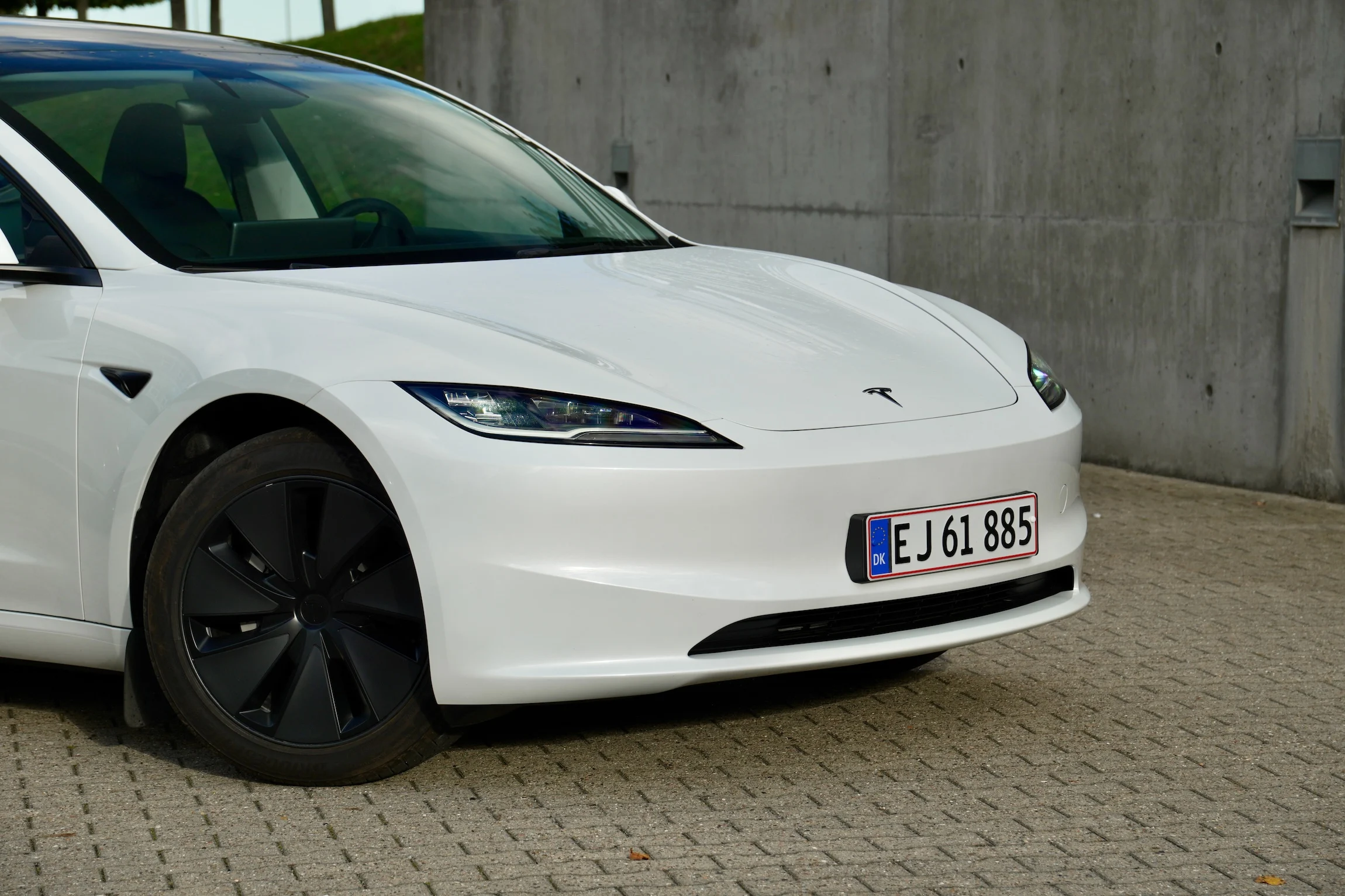 STORTEST Mazda 6e Tesla Model 3 VW ID.7 MBB5086