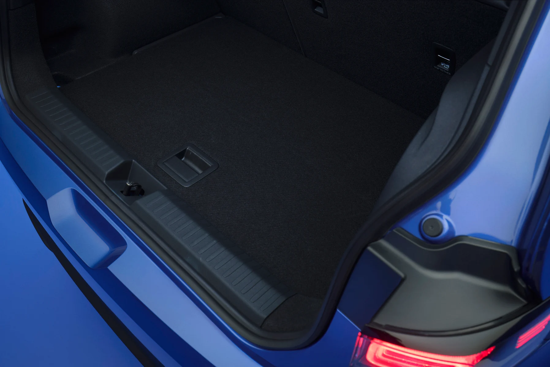 VW ID. Polo - bagagerum2