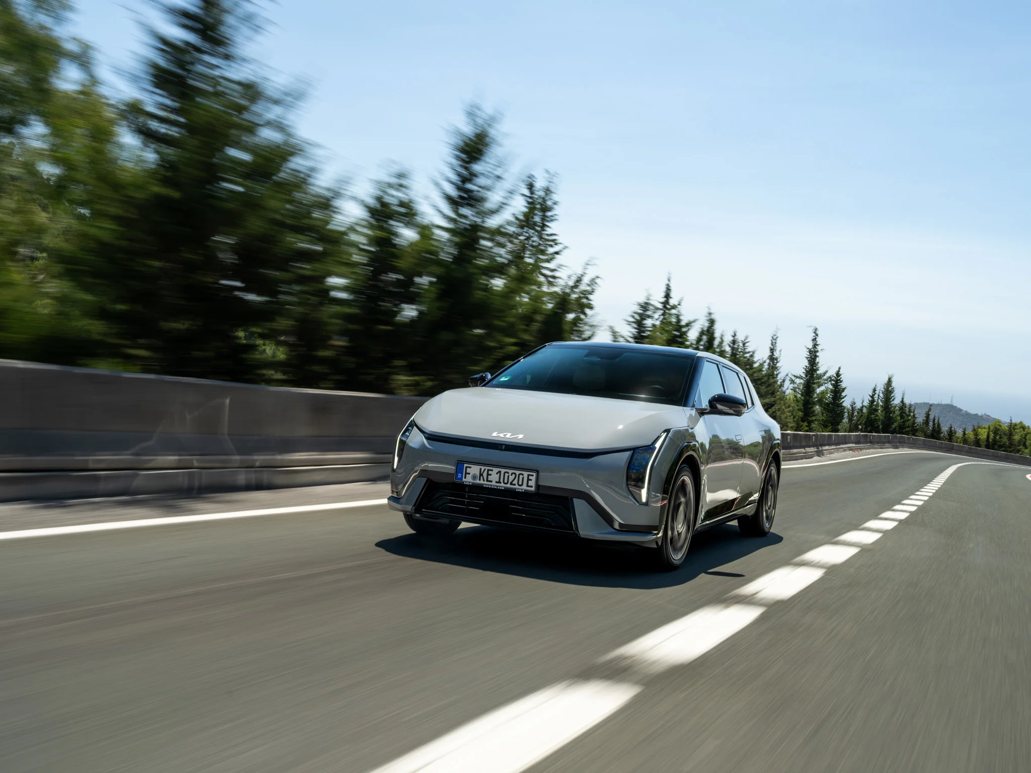 Kia EV4-04