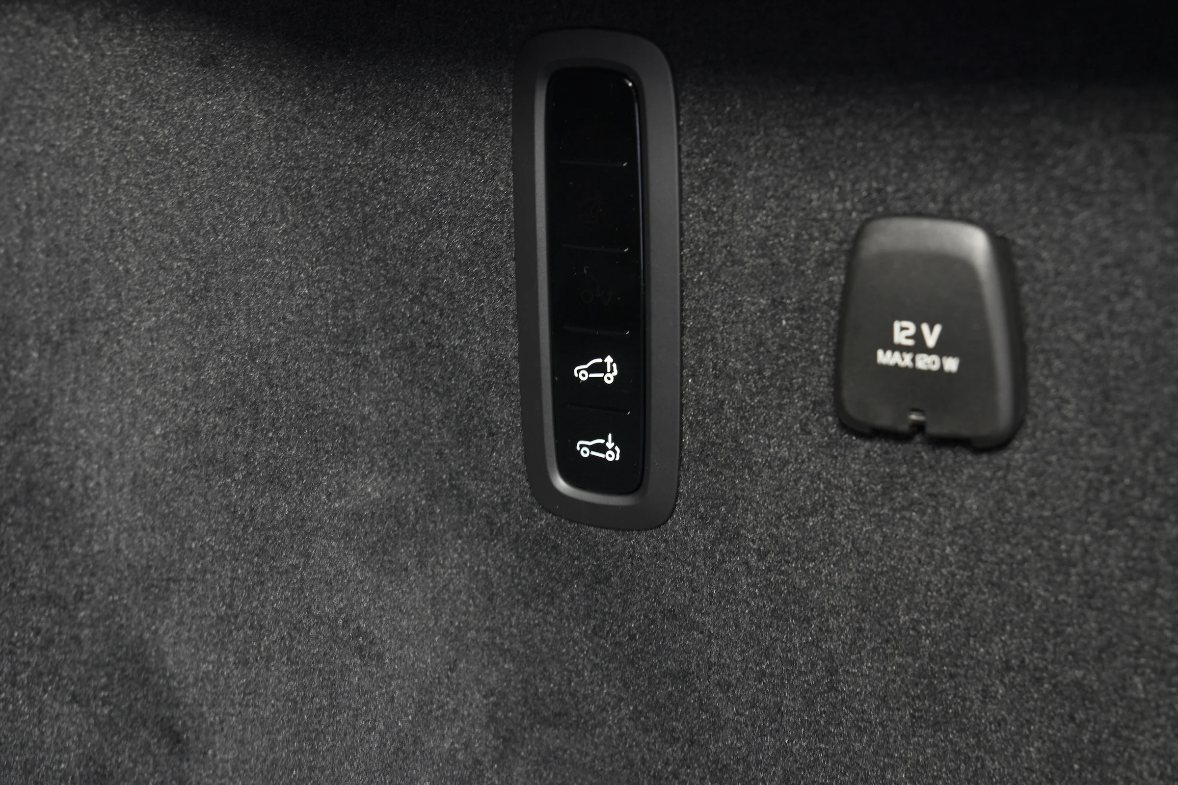 TEST Volvo ES90 RWD MBB 465