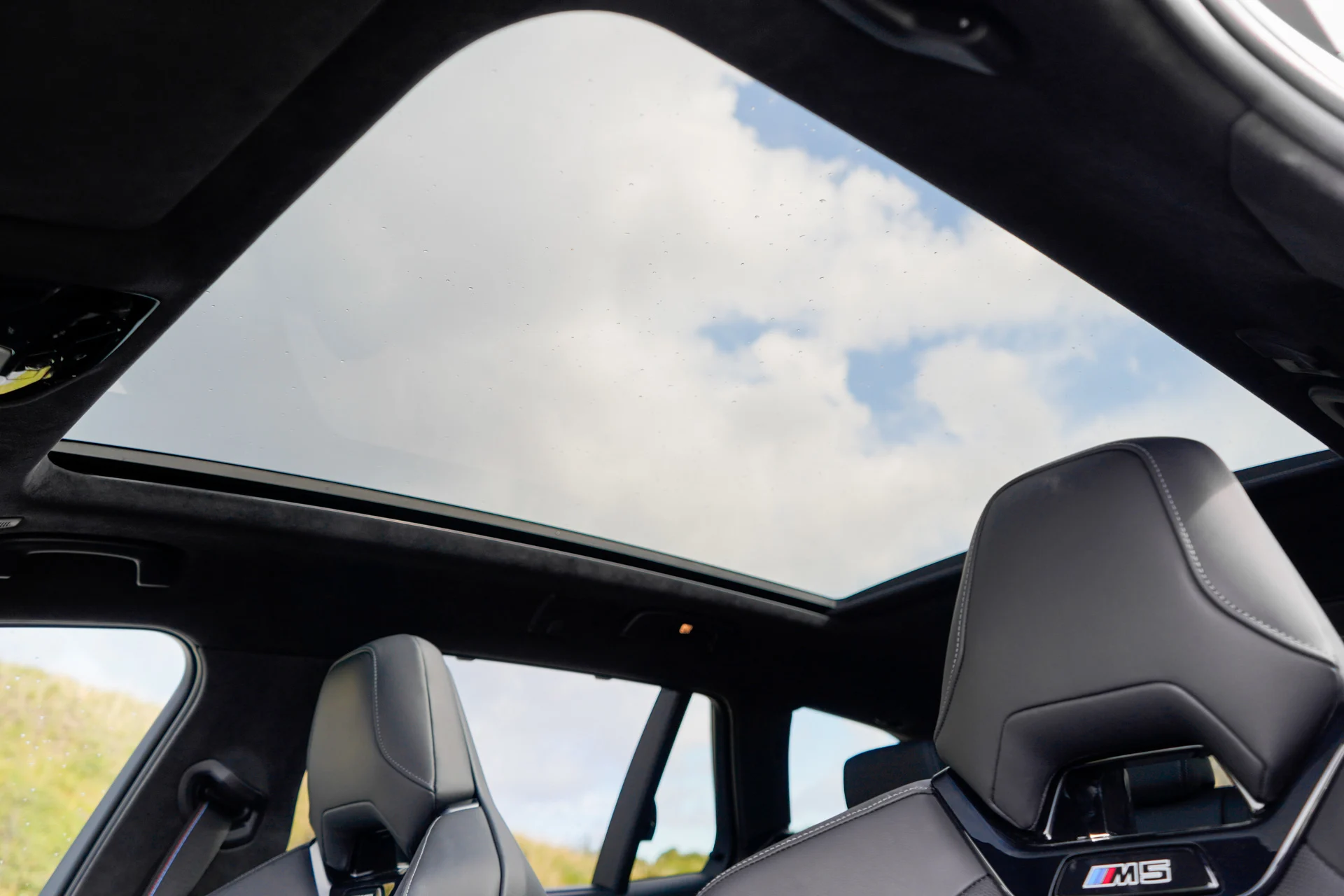 BMW M5 Touring-21