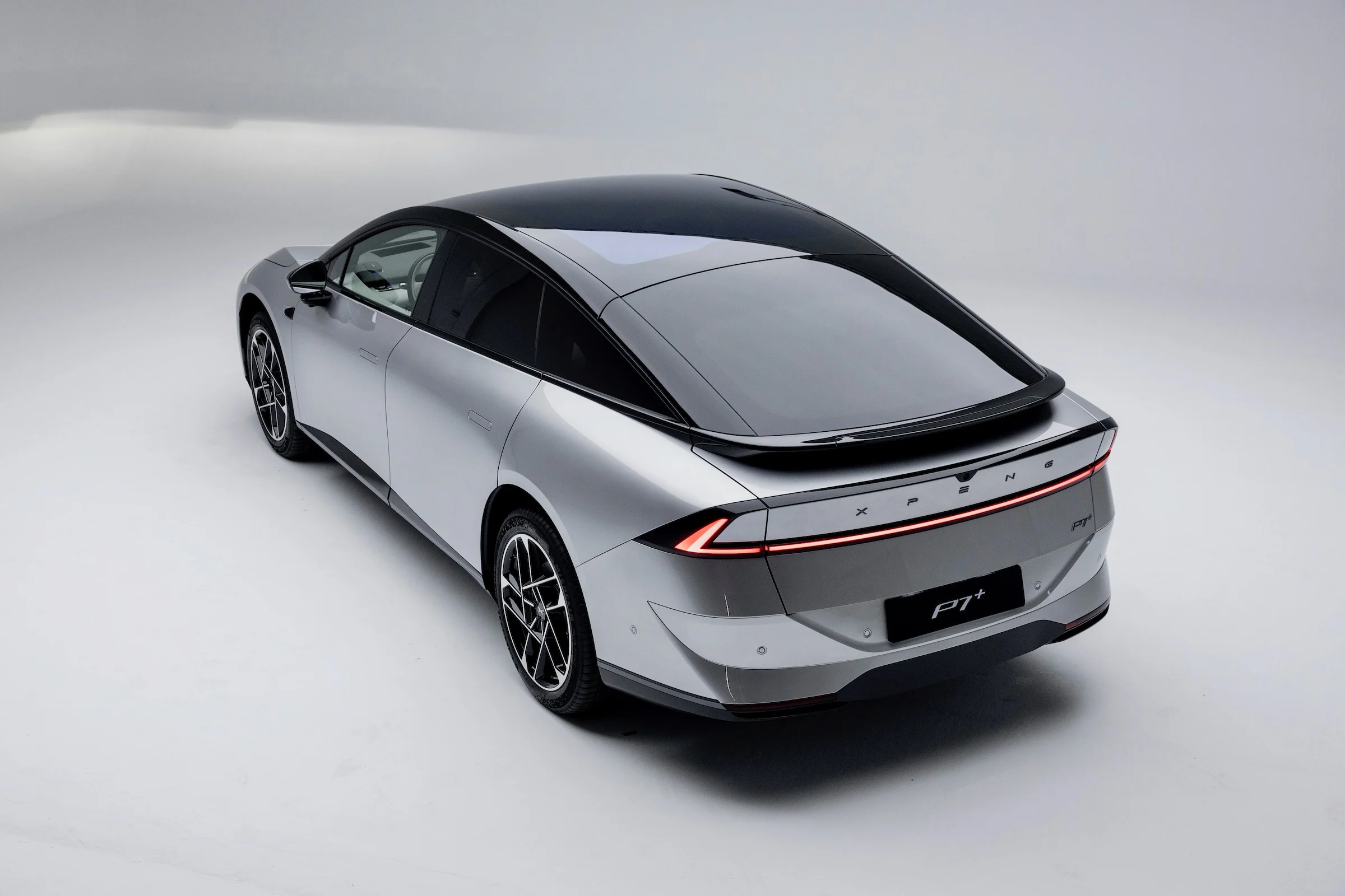 XPeng P7+ 895-opq4129823073