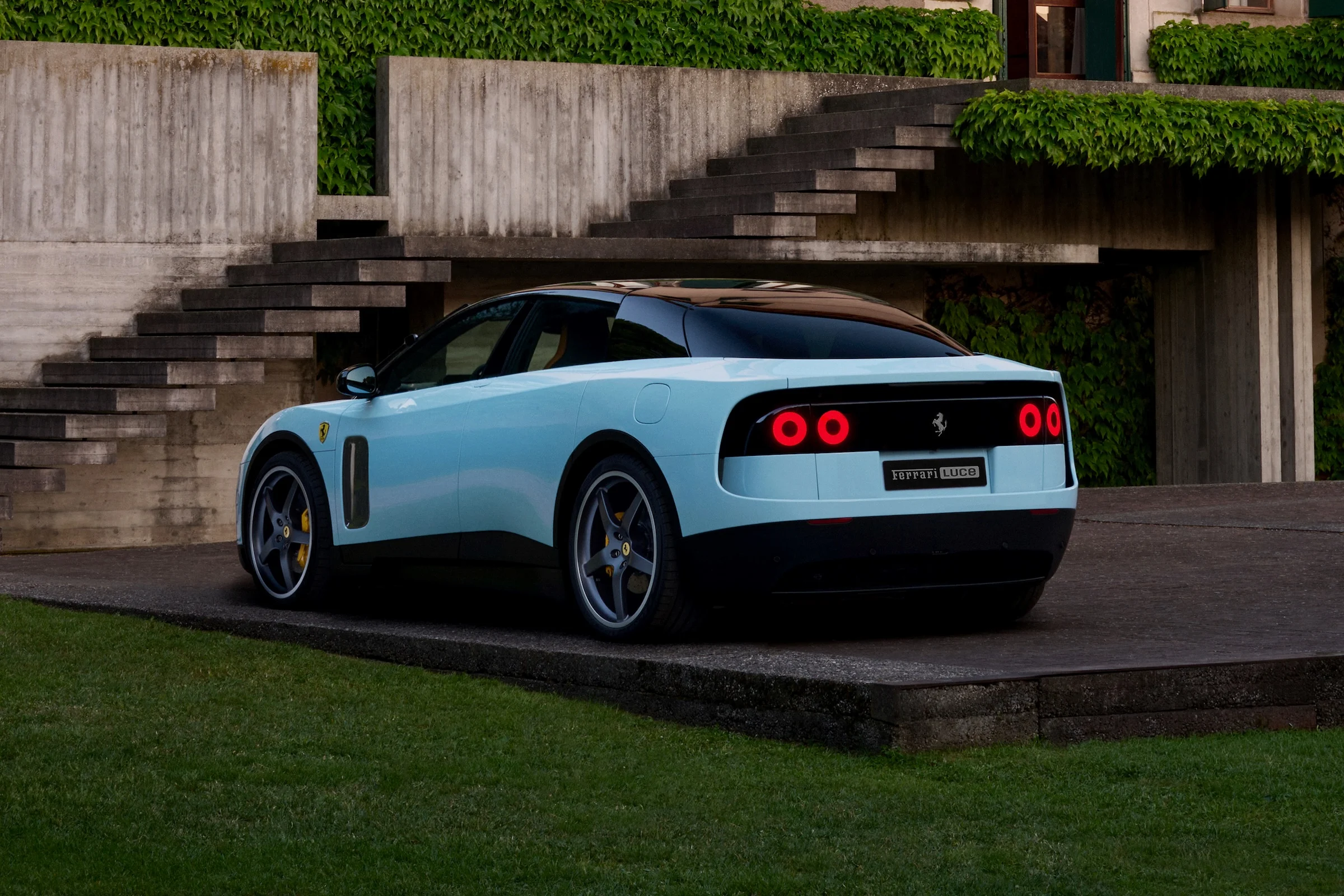 FERRARI LUCE REAR 3Q V2 4x5 RGB WEB SOCIALS 89b1b9d8-28dc-4a81-a1f2-5c6ef74d401a