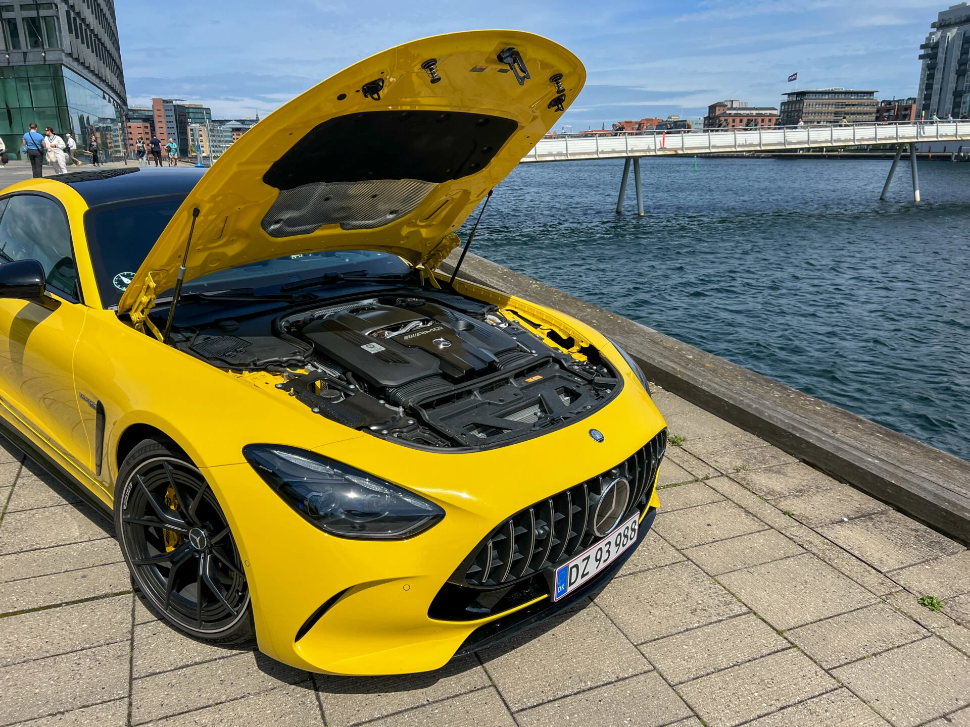 Mercedes-AMG-GT-63-18