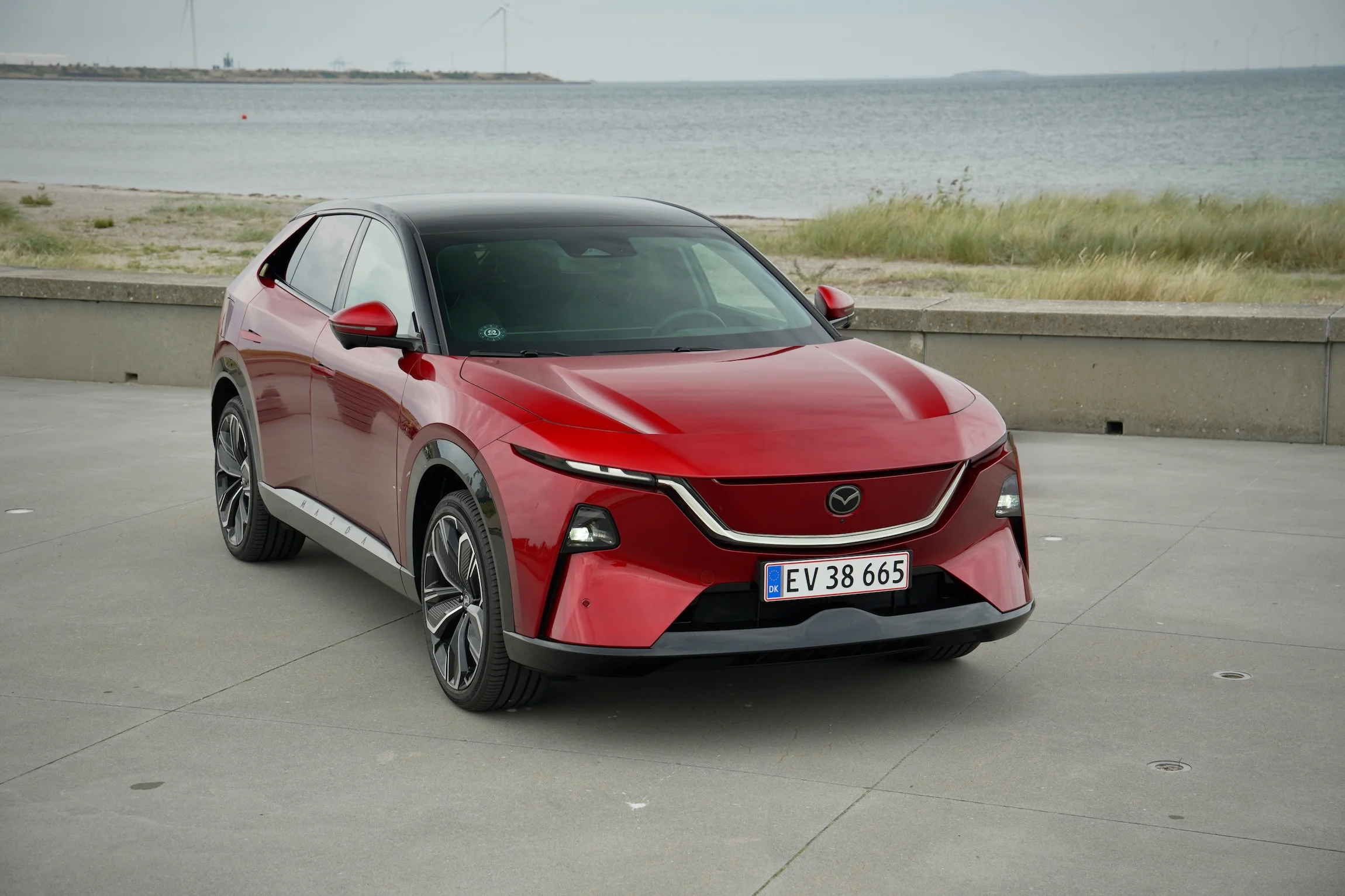 FØRSTE TUR Mazda CX-6e MBB 164
