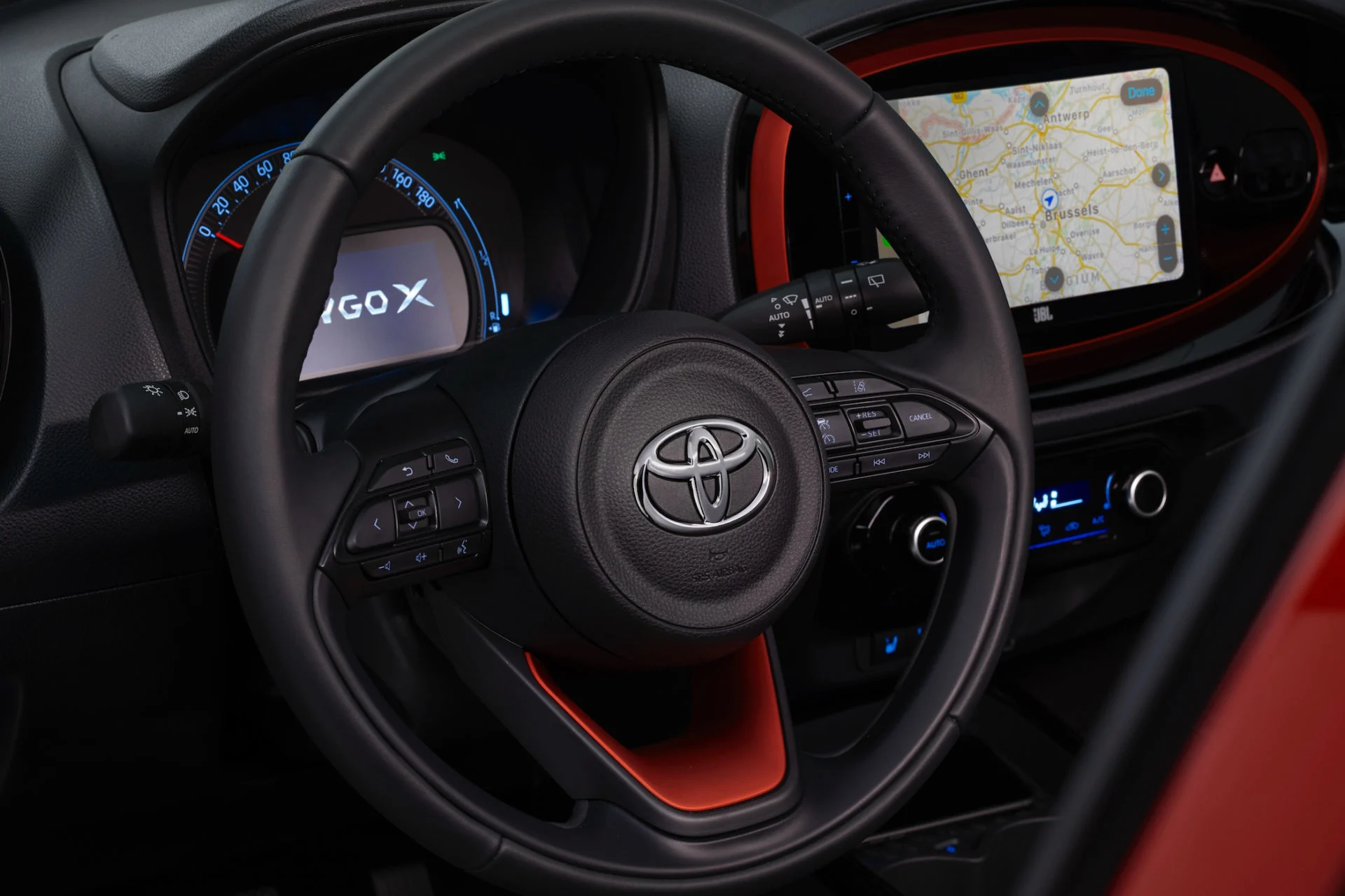 Toyota Aygo X 08