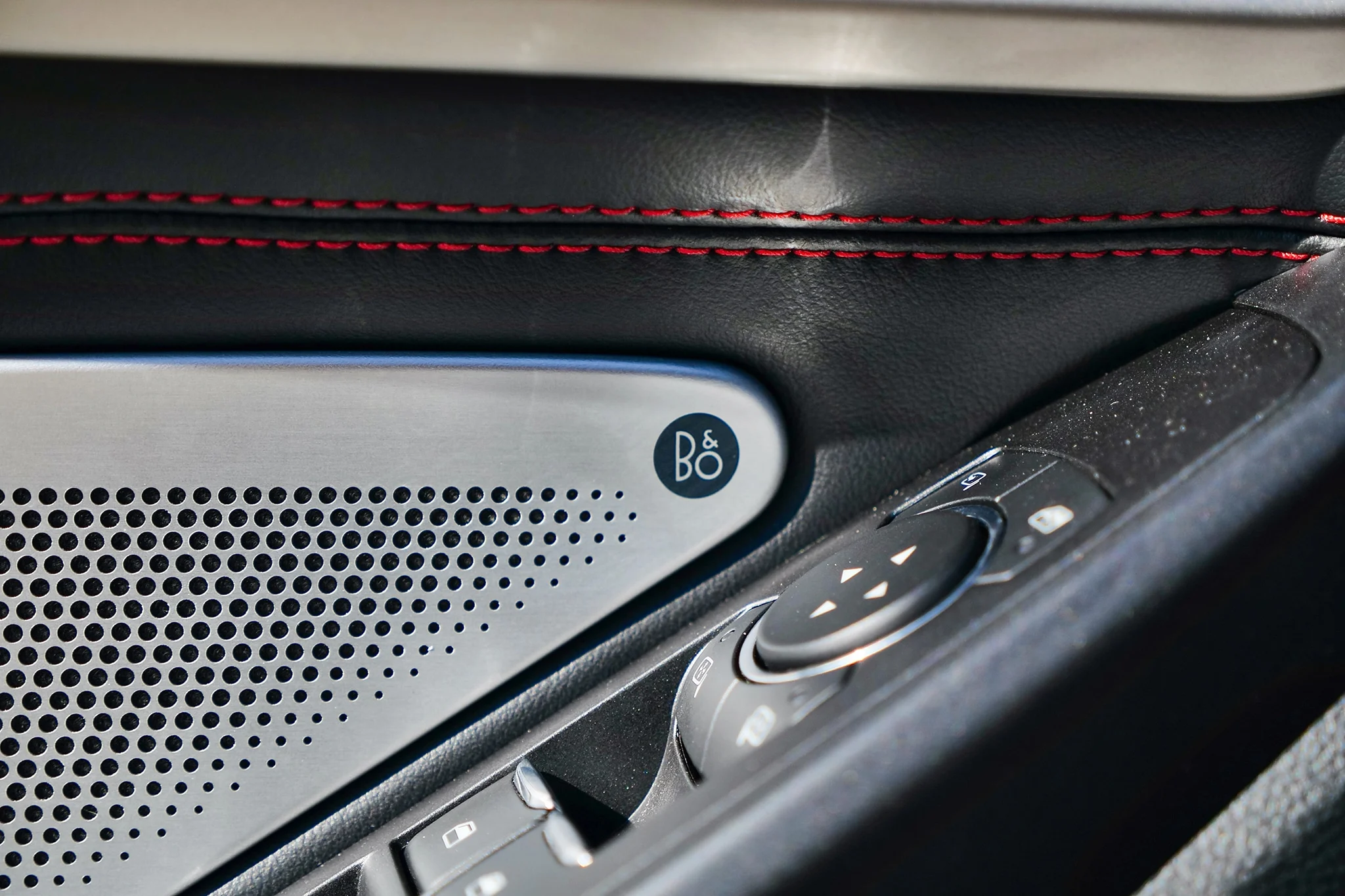 Ford Explorer – Interiør (10)