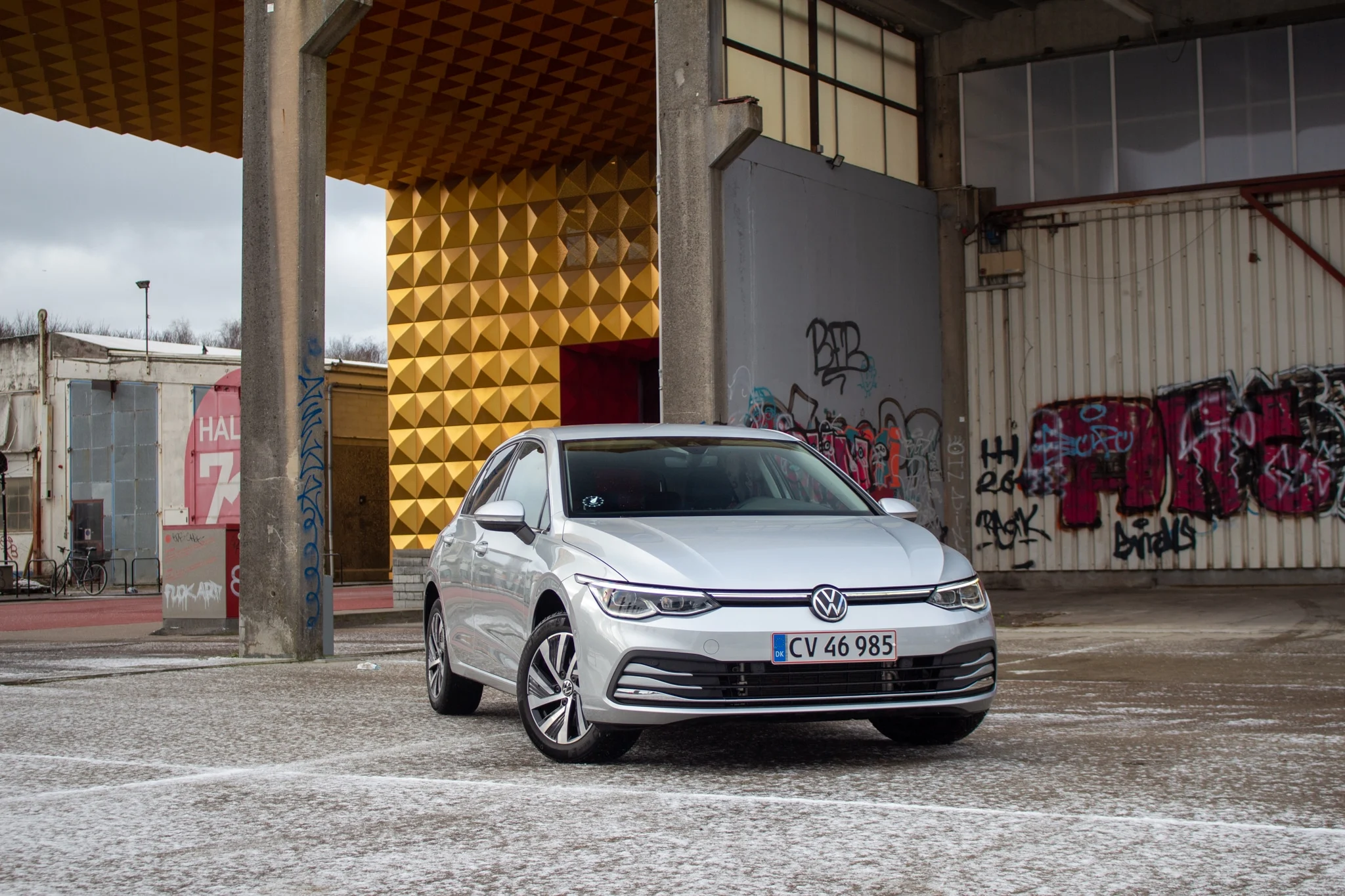 VW Golf 8 eHybrid (1)