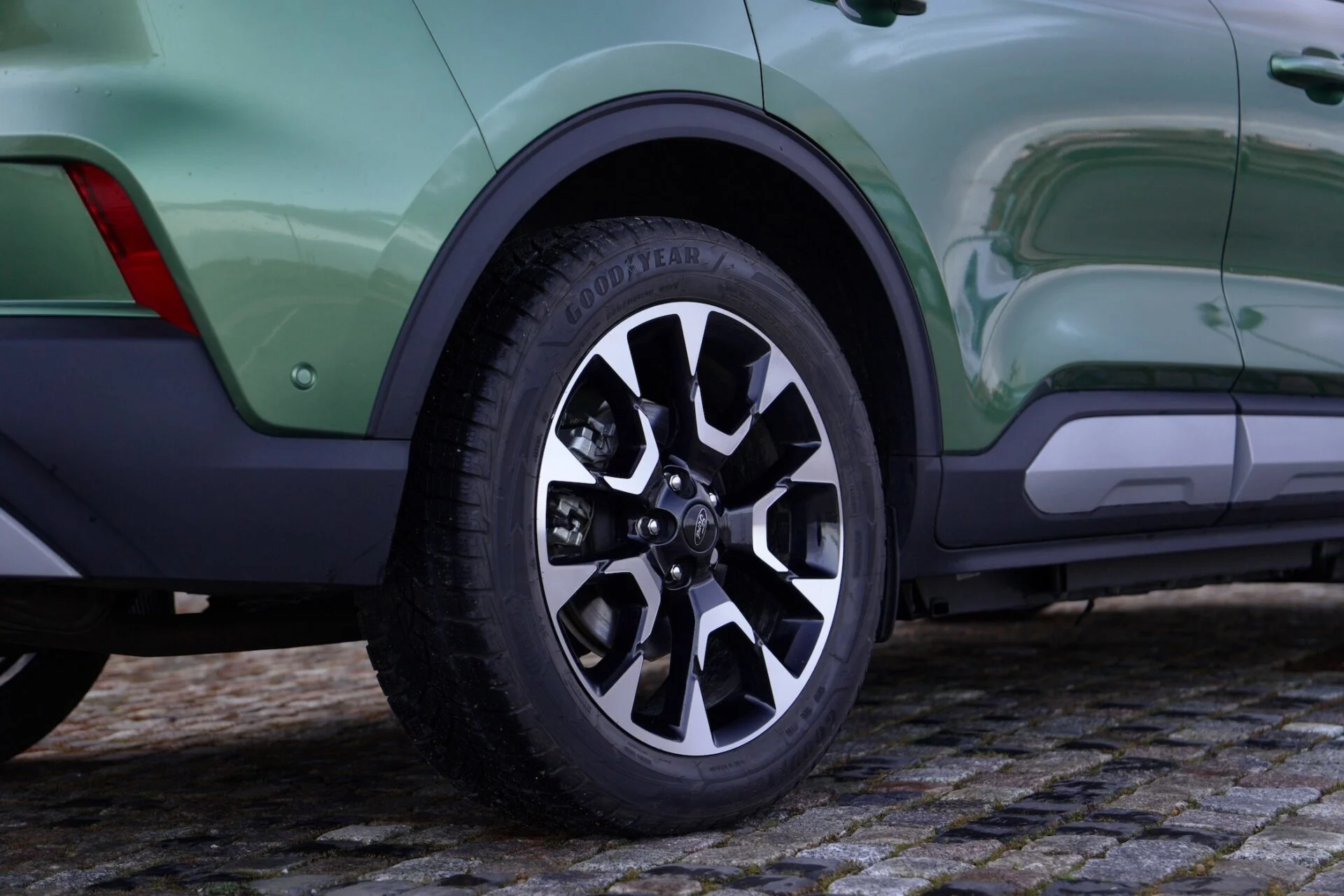 TEST-Ford-Kuga-PHEV-Active-MBB-8614.jpeg