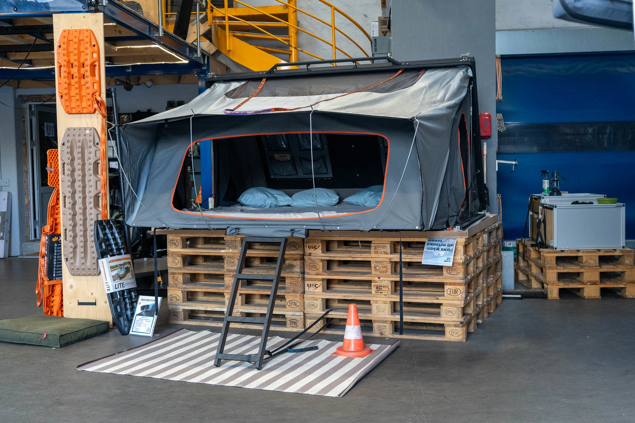 XPeng G9 - Outback Overland-10
