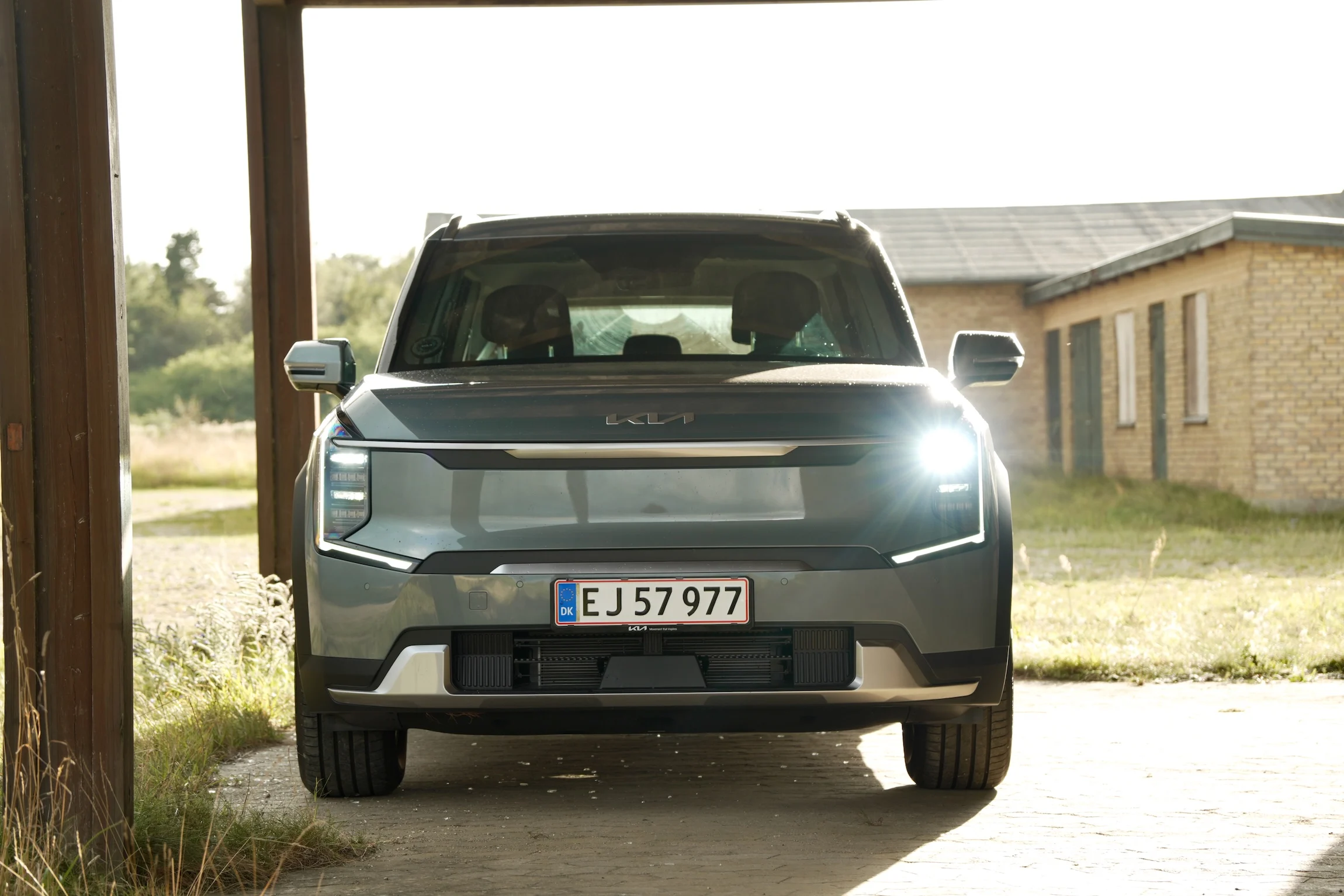 TEST Kia EV9 SR MBB 689