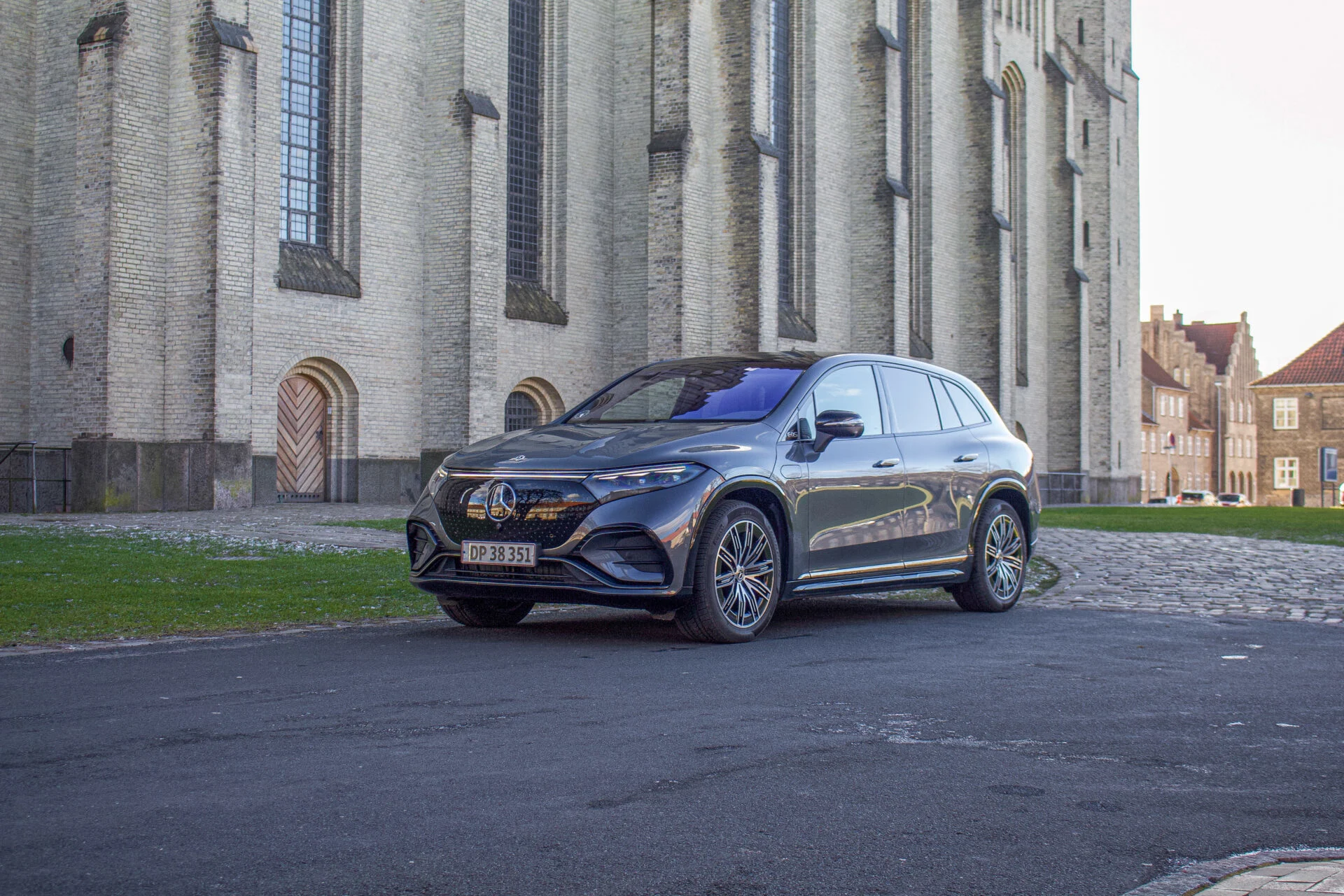 Mercedes-Benz EQS SUV-05