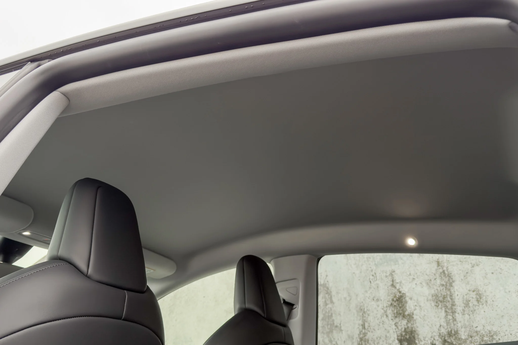 Tesla Model Y Baghjulstræk - Interiør-02