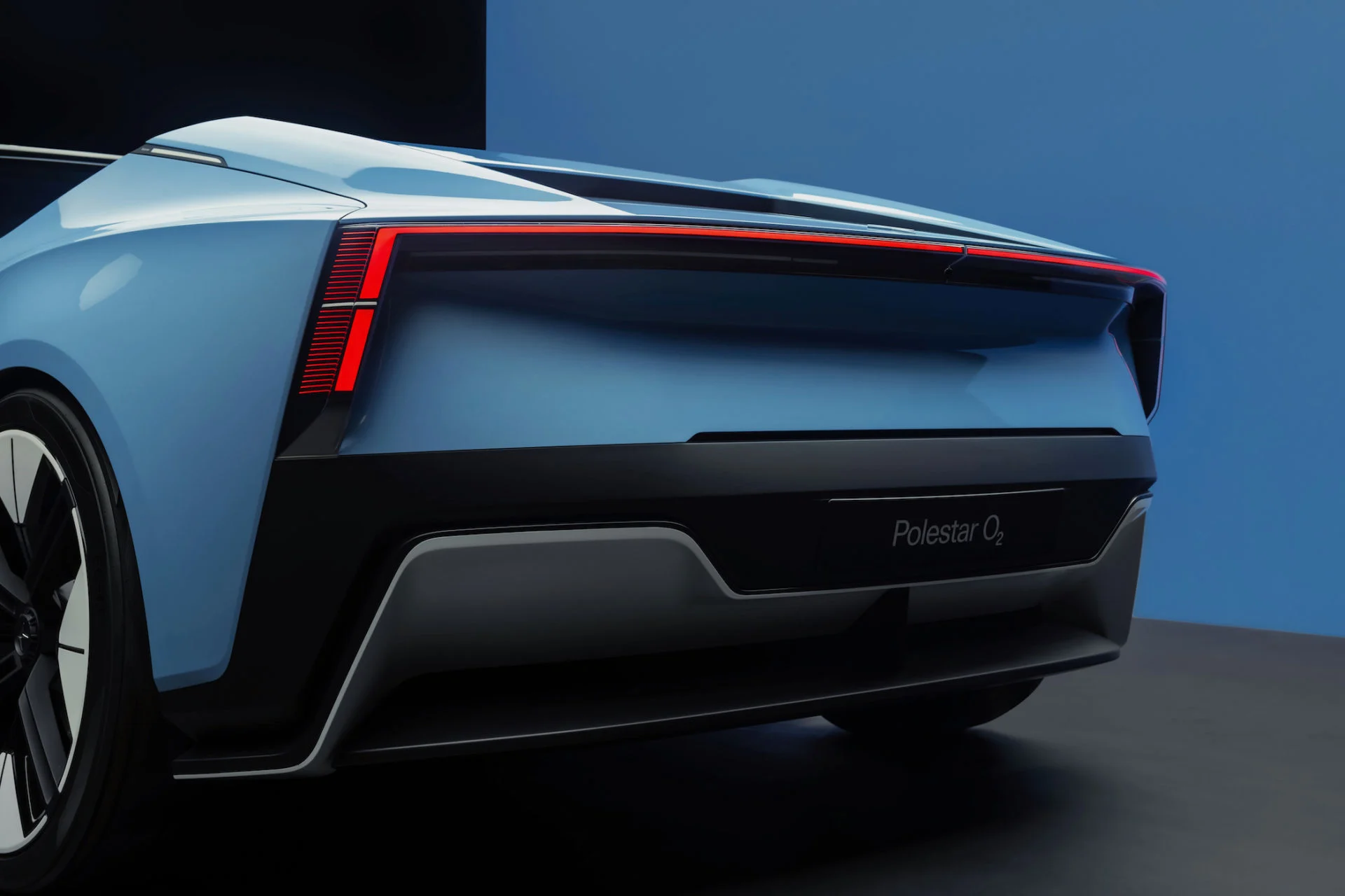 656746_20220816_Polestar_electric_roadster_concept