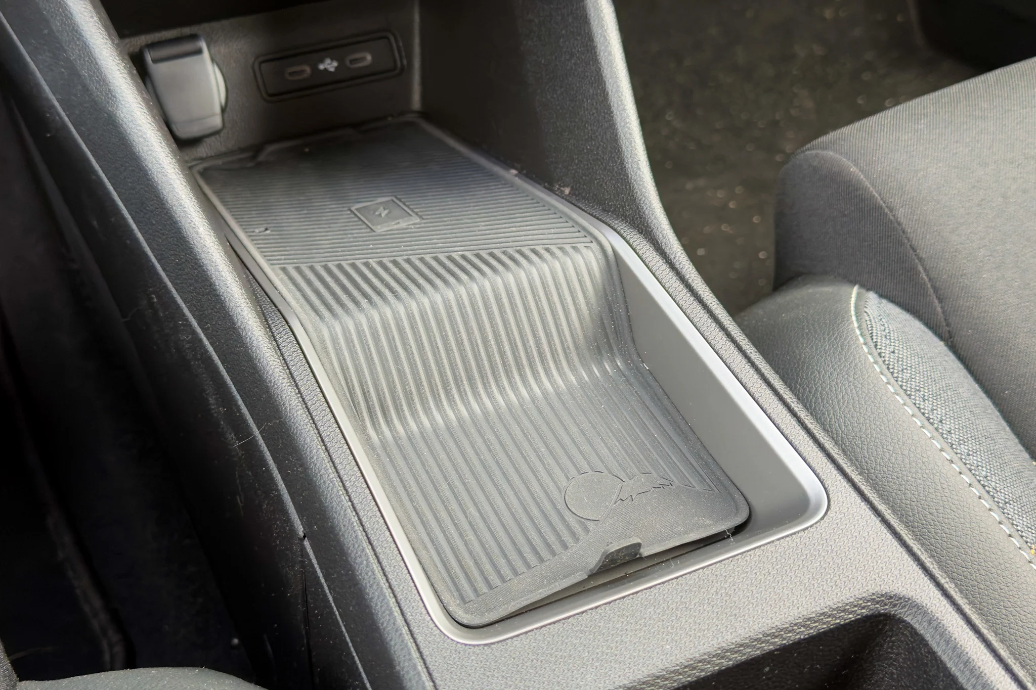 Nissan Micra-interiør--12