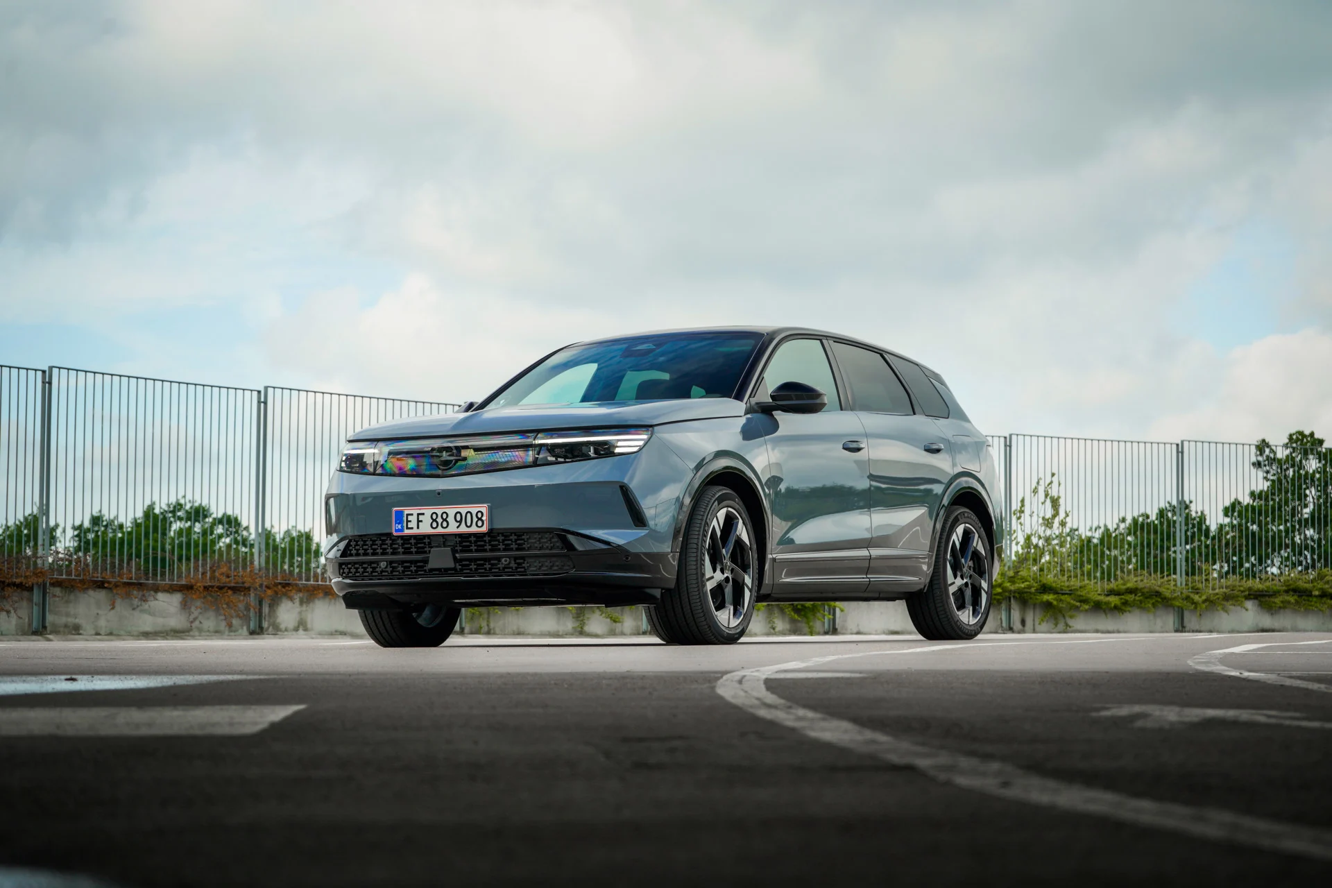 Opel Grandland-01