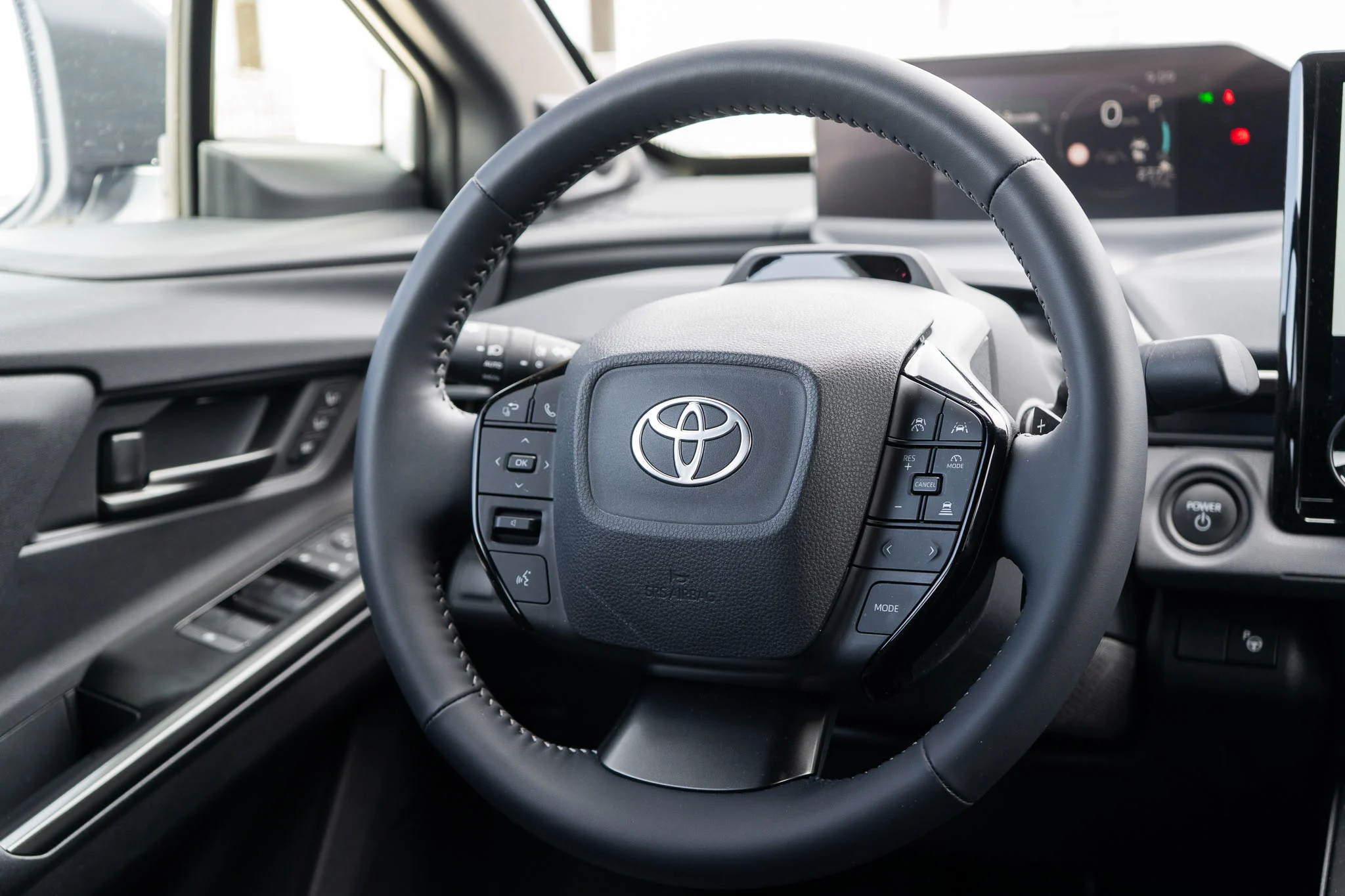 Toyota BZ4X FWD Executive 2026-6