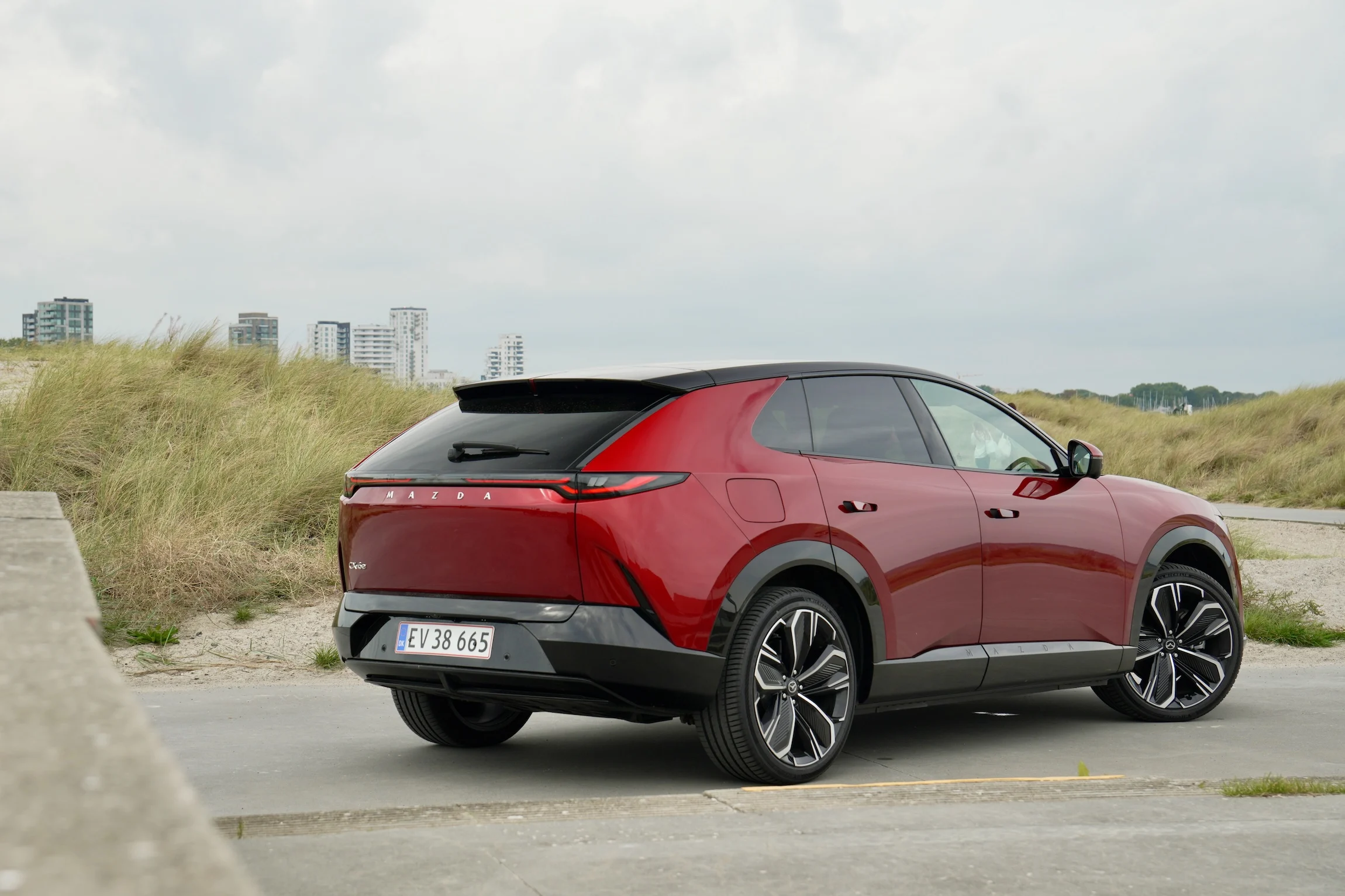 FØRSTE TUR Mazda CX-6e MBB 126