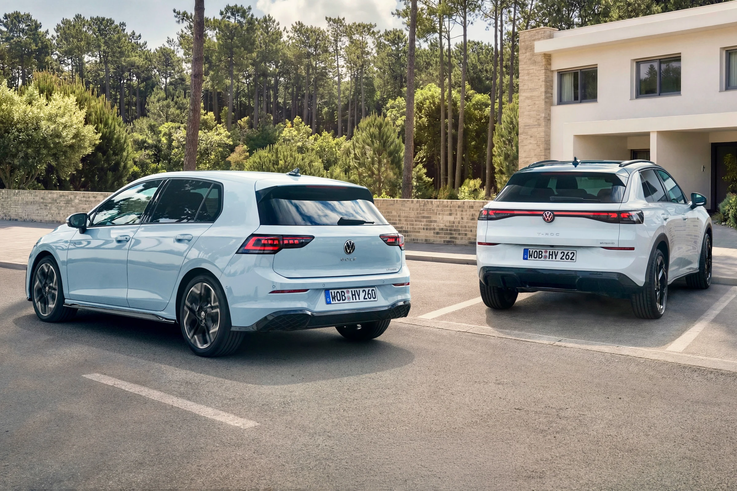 VW Golf Hybrid 2026AU00605 large