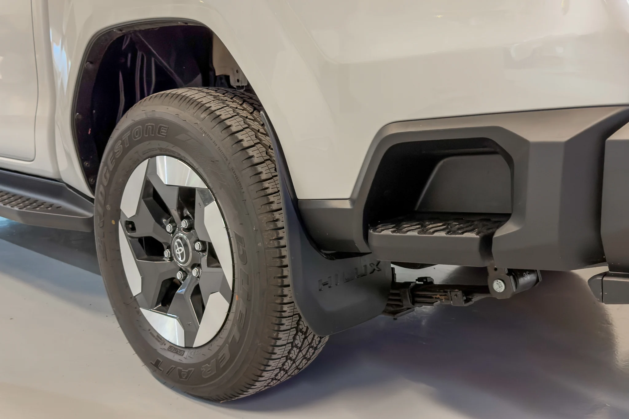 Toyota Hilux Electric-10