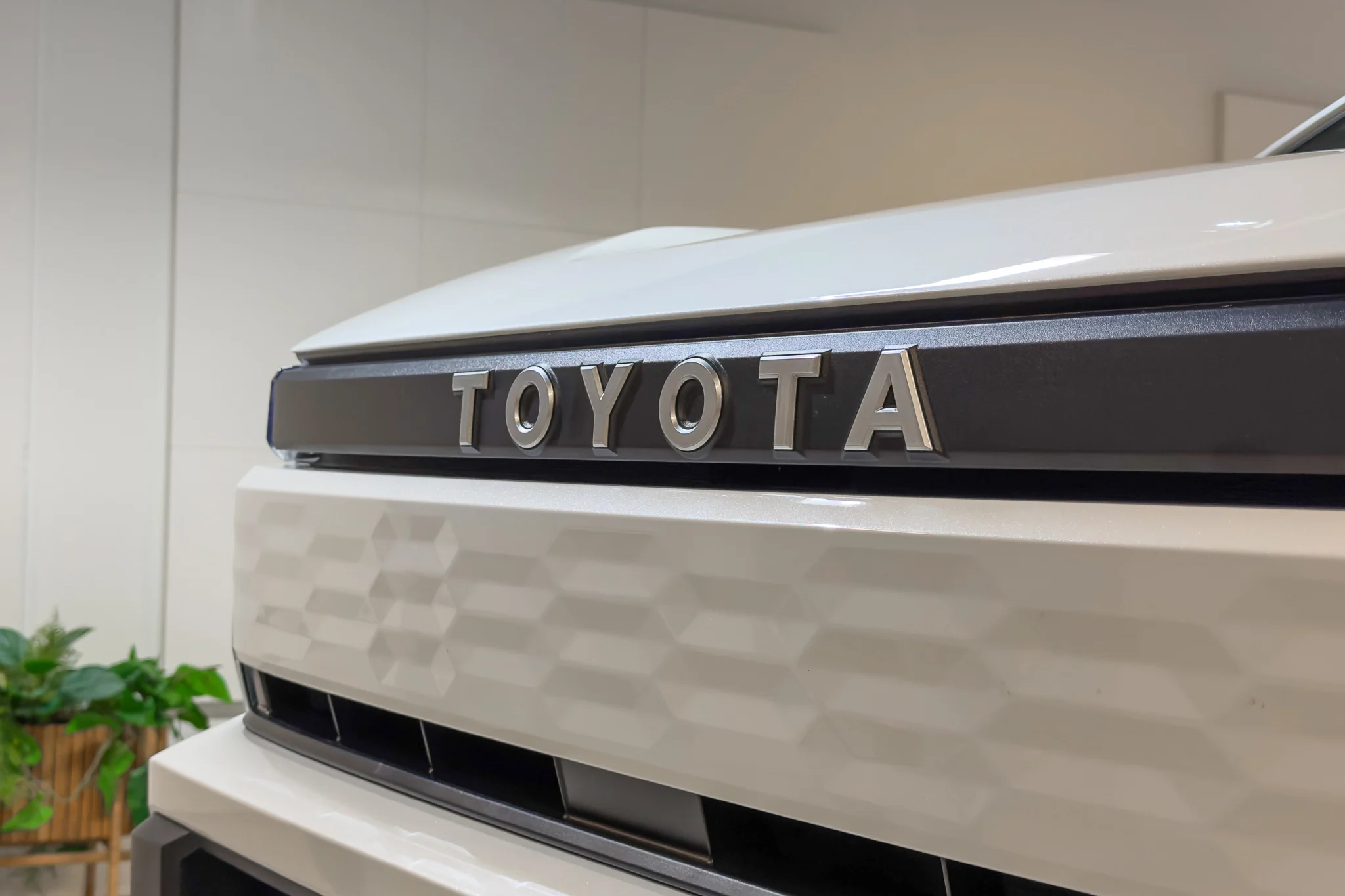 Toyota Hilux Electric-22