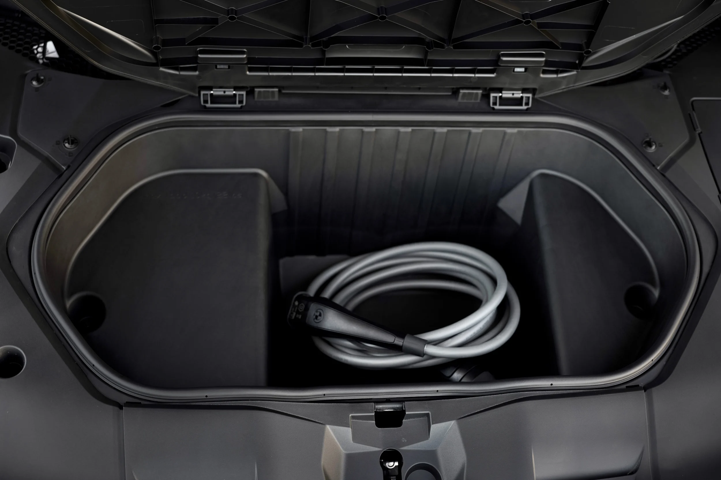 P90655828 highRes bmw-ix4-50-xdrive-in