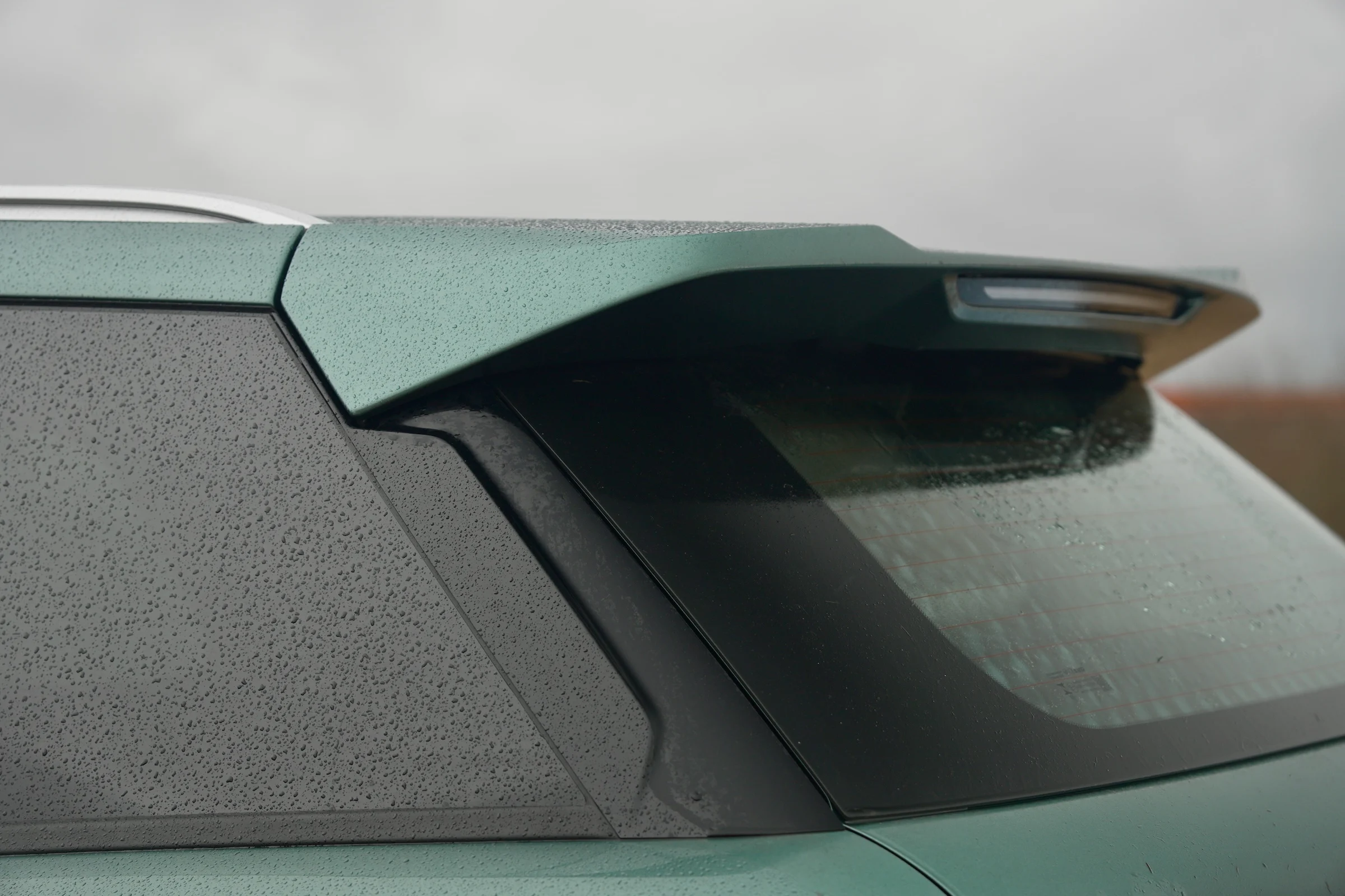 DUEL Jaecoo J5 EV vs Renault 4 E-Tech 089