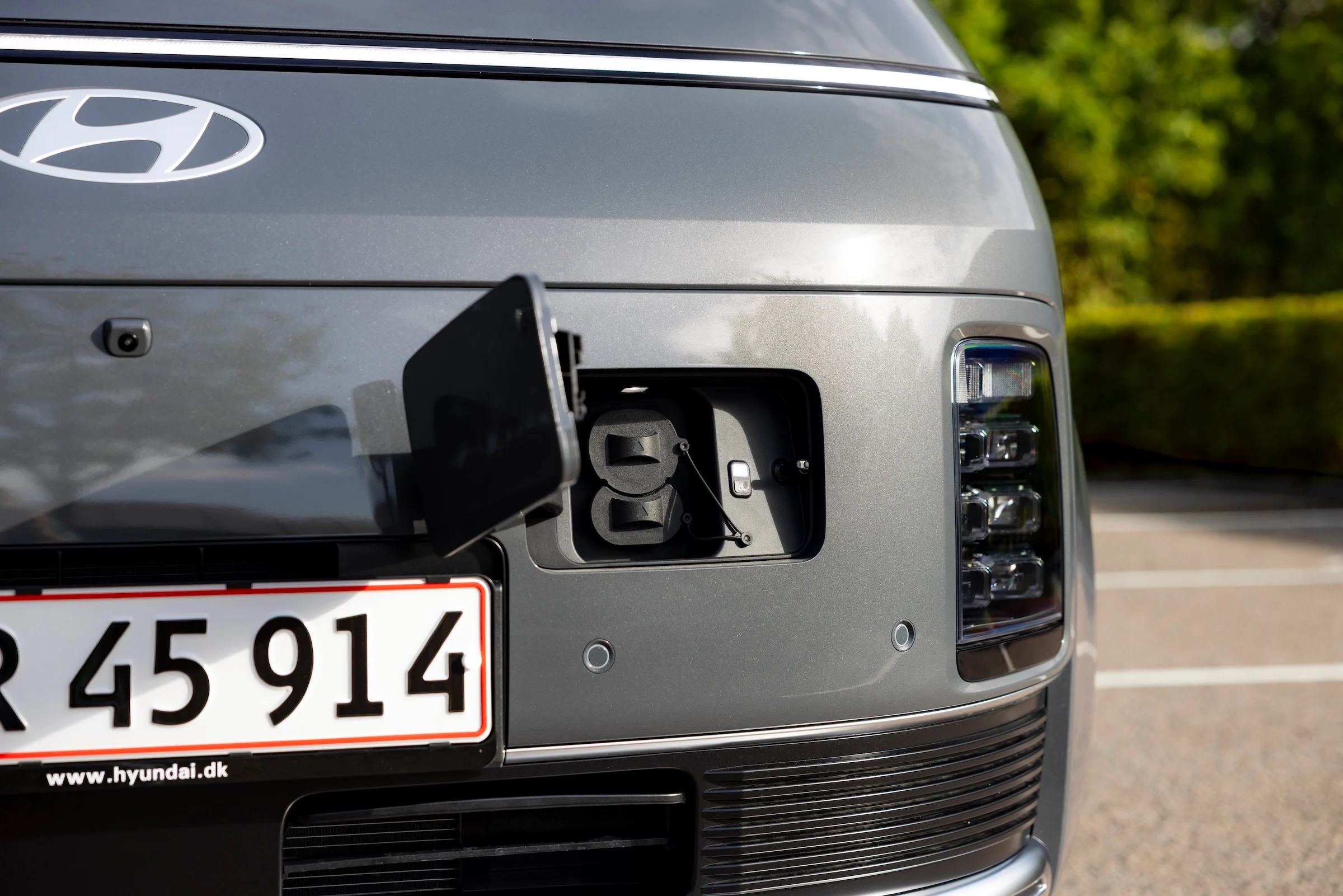 hyundai staria 62A3409