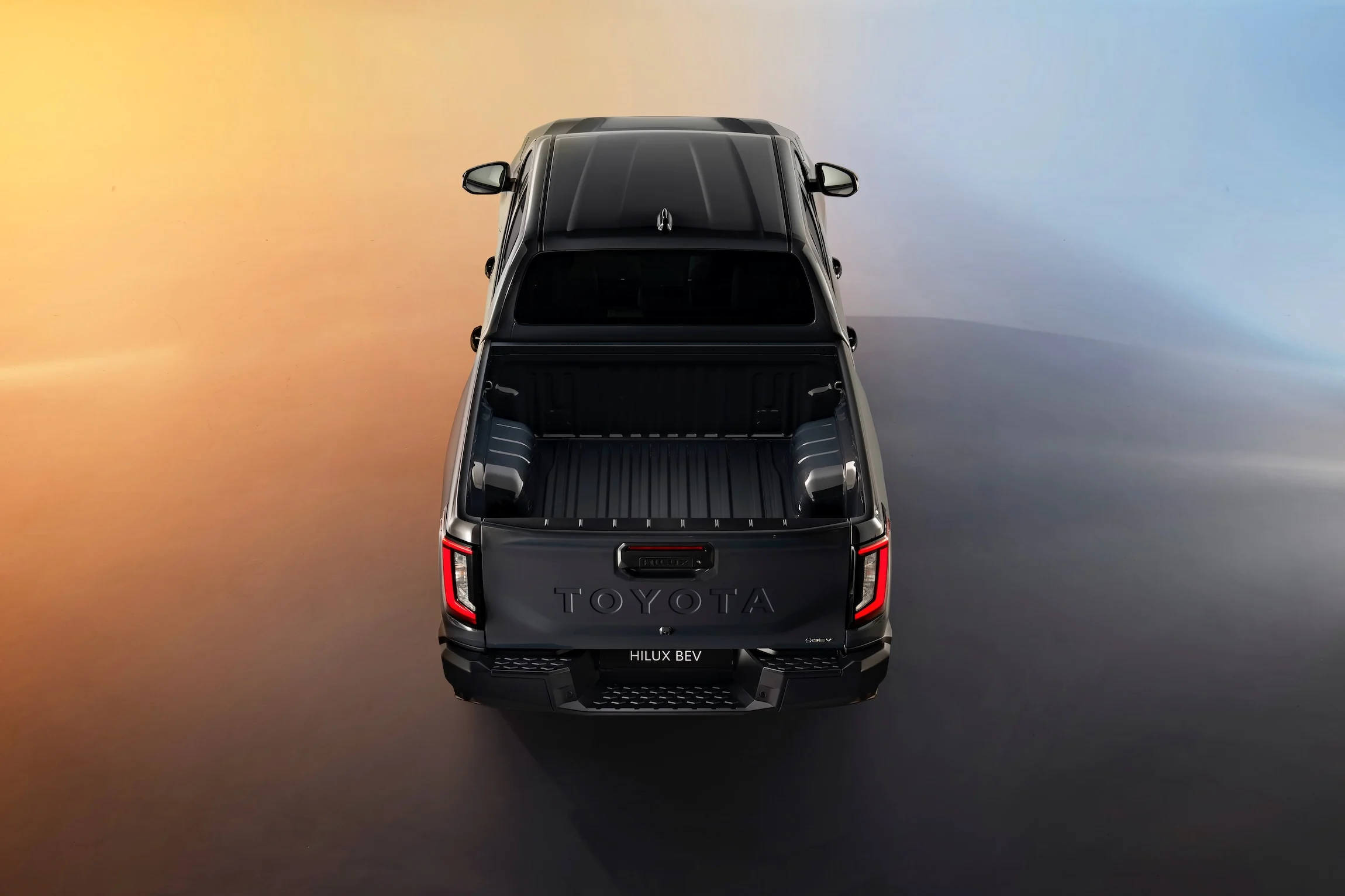 2025toyotahiluxbevhero14