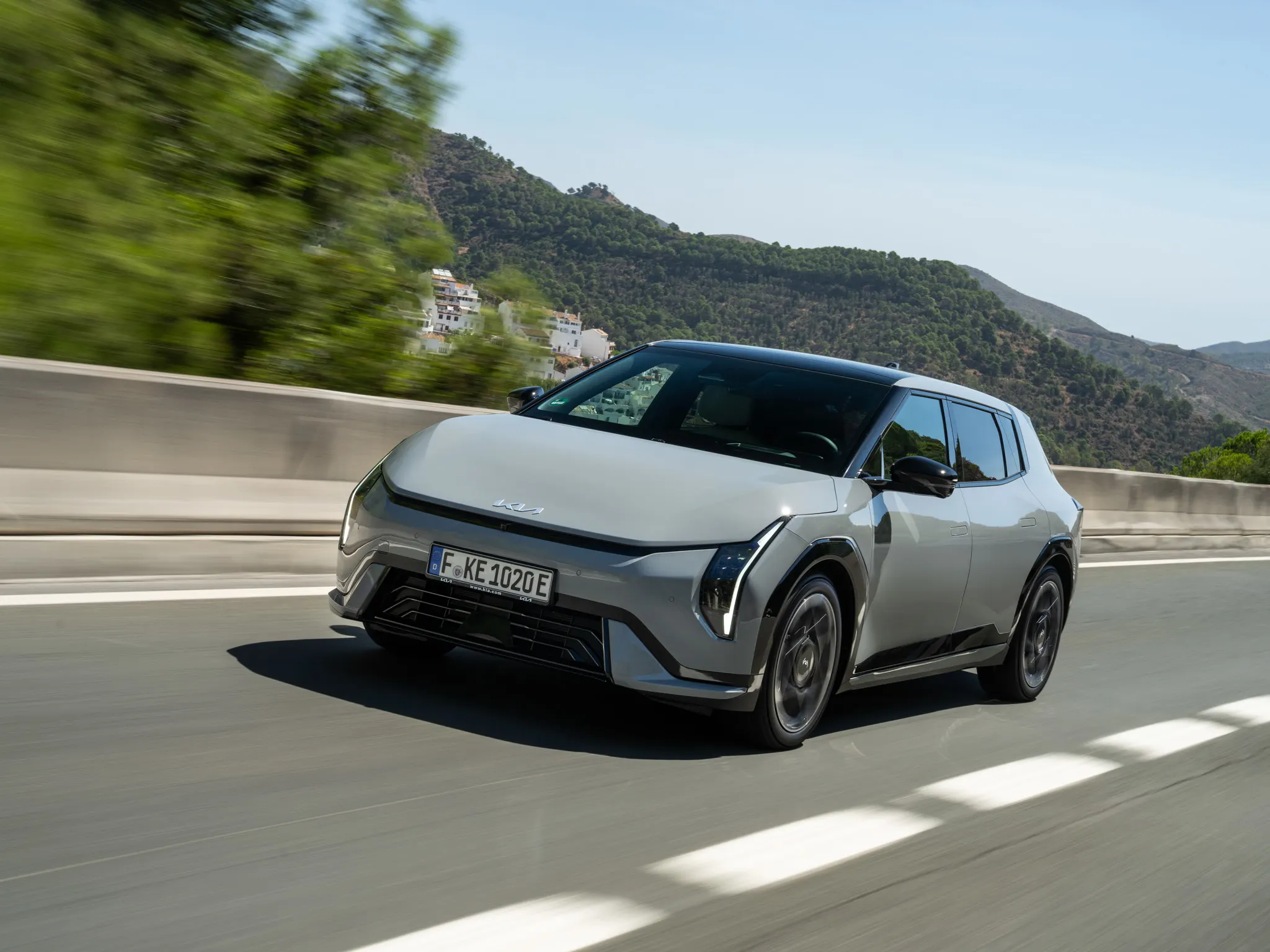 Kia EV4-05
