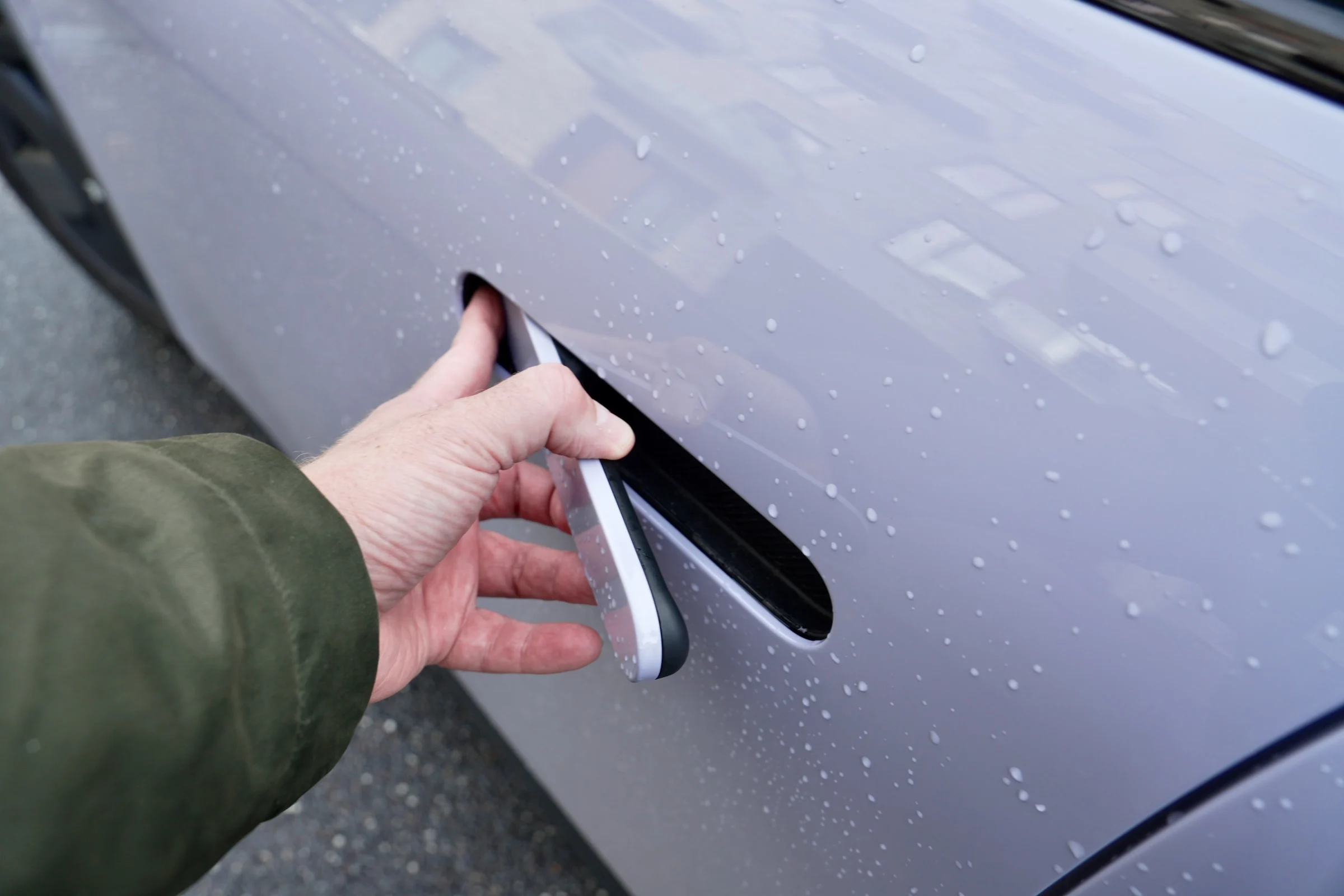 TEST Firefly MBB 573