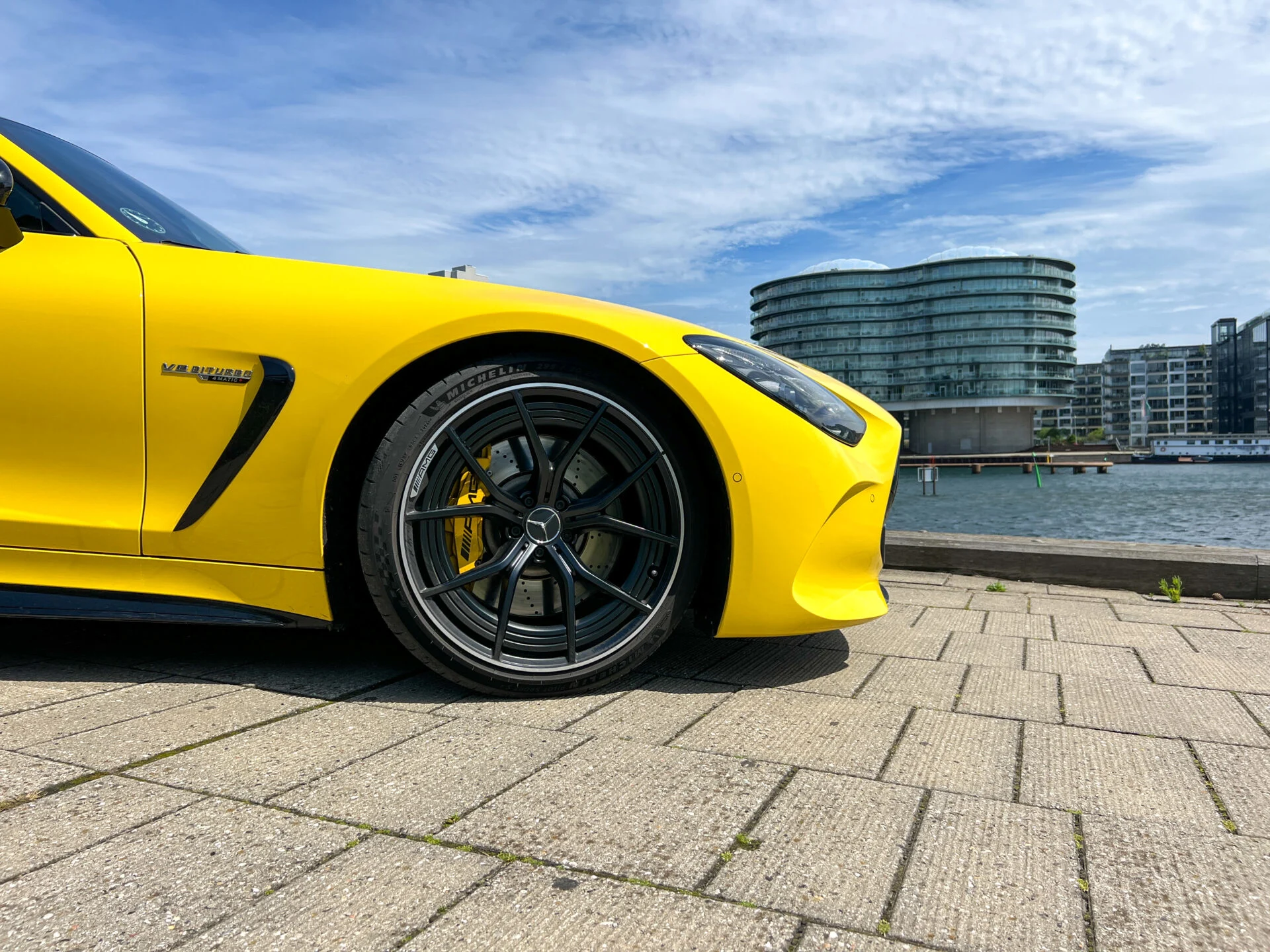 Mercedes-AMG-GT-63-12