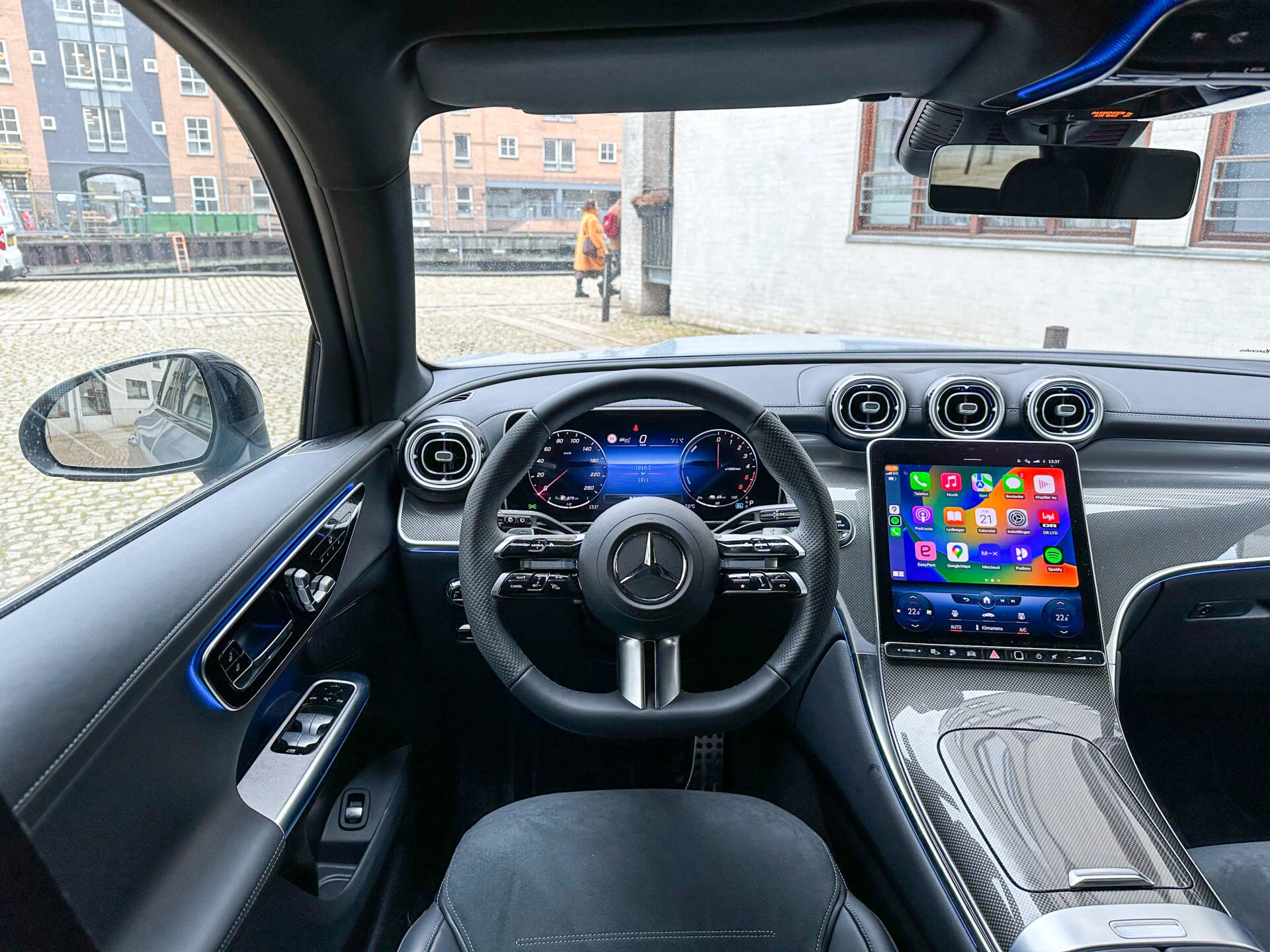 Mercedes-Benz GLC 300de-19