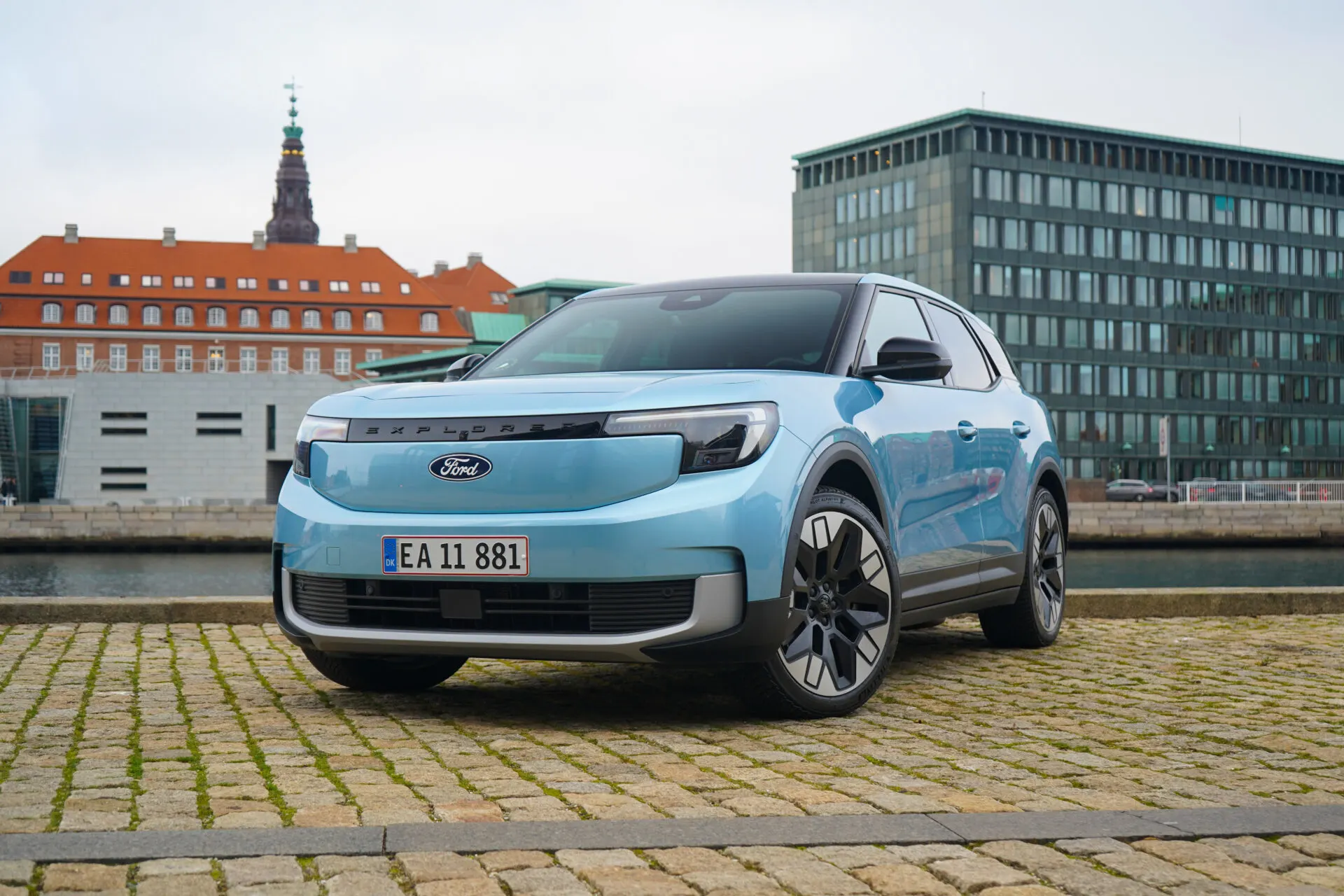 Ford Explorer vs Renault Scenic E-Tech-44