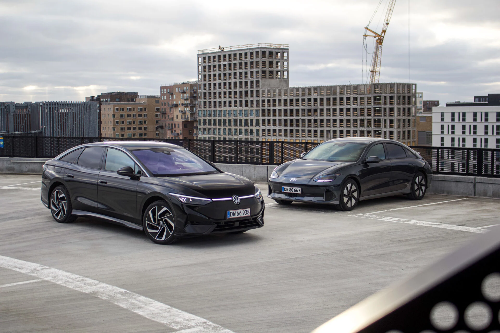VW ID.7 vs. Hyundai Ioniq 6-28