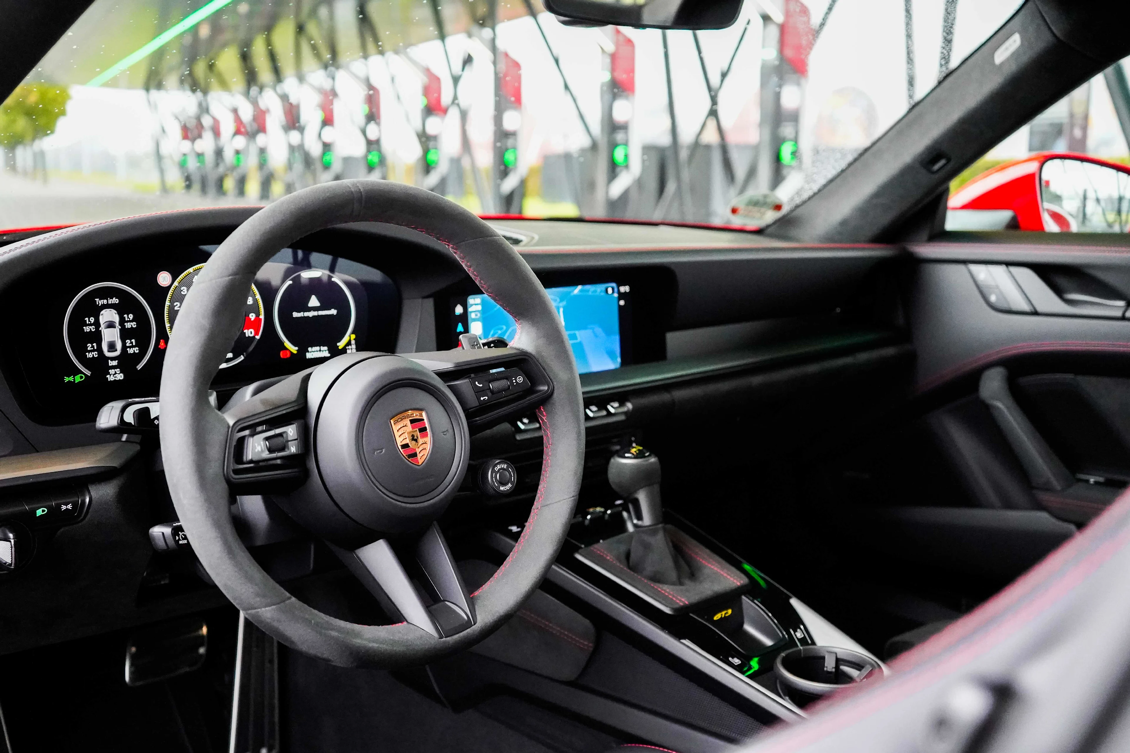 Porsche 911 GT3 992.2-11