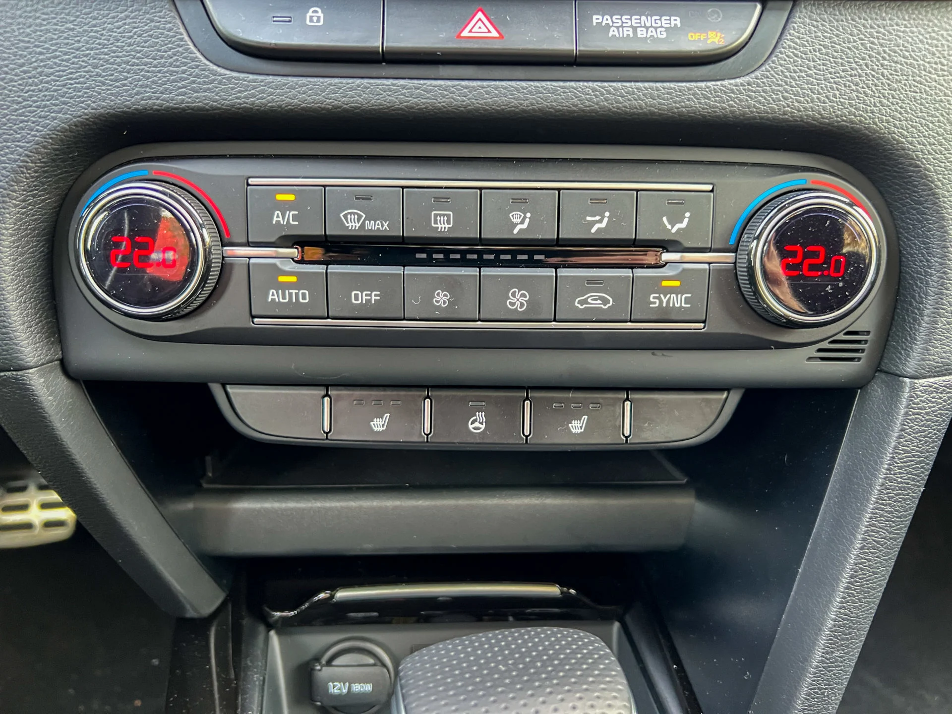 Kia-XCeed-21