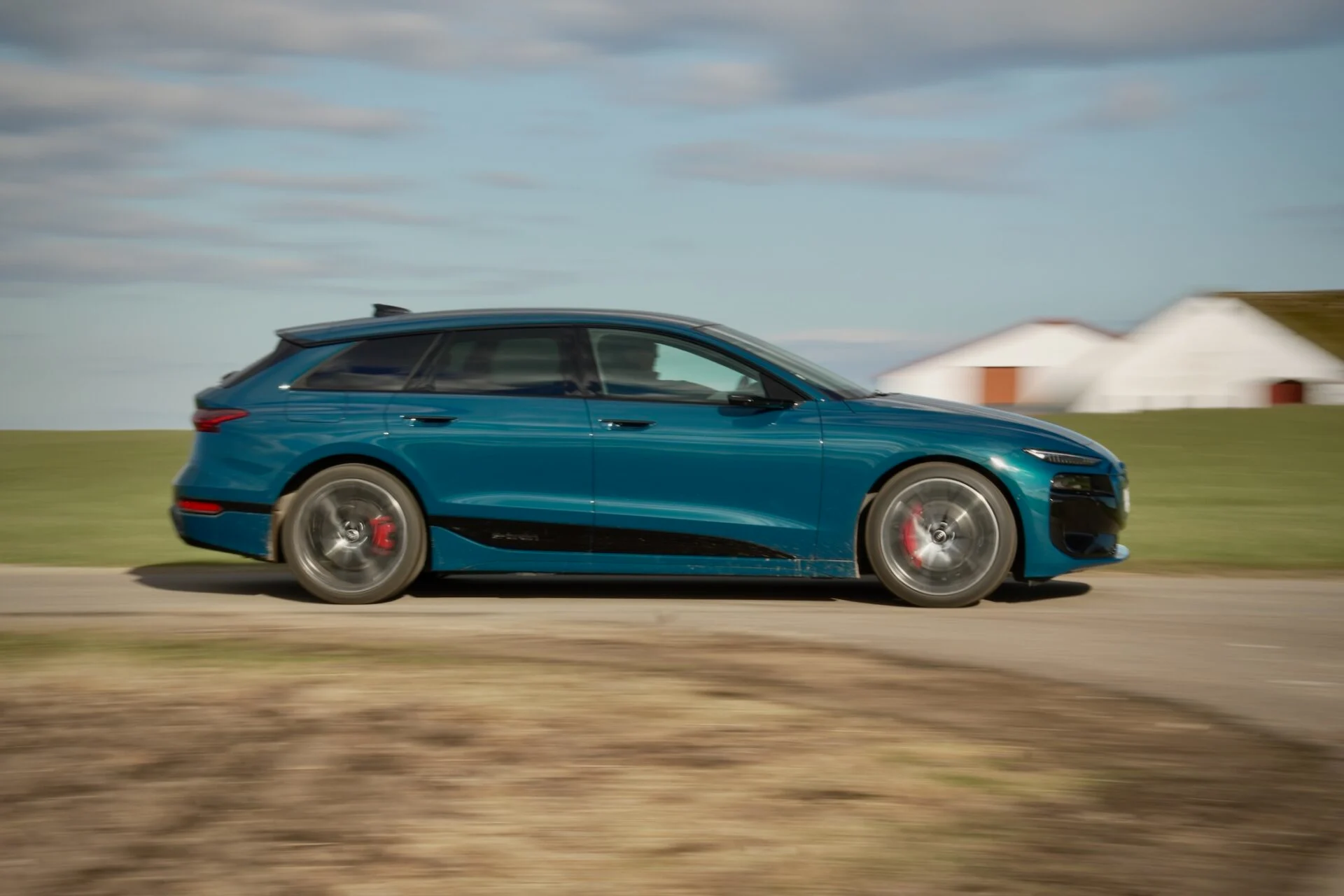 TEST Audi A6 Avant E-Tron Performance 0048
