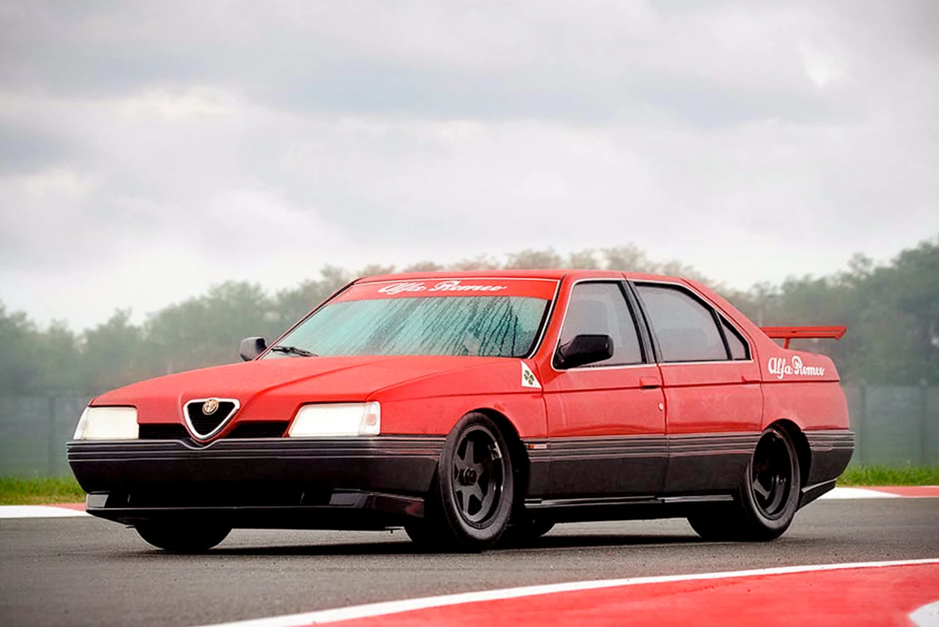 Alfa Romes 164 Pro Car (1)