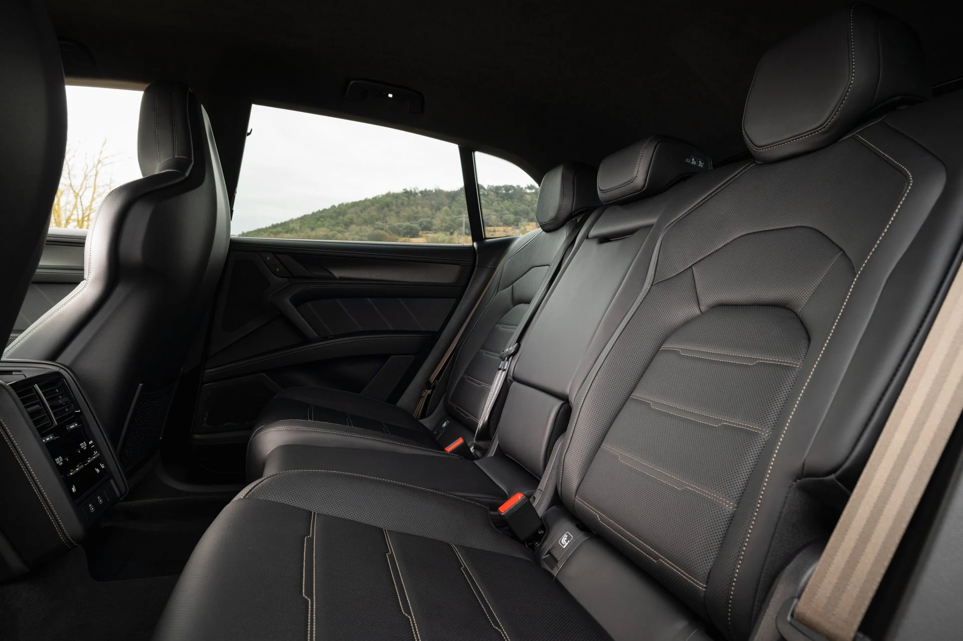 Porsche Cayenne Electric