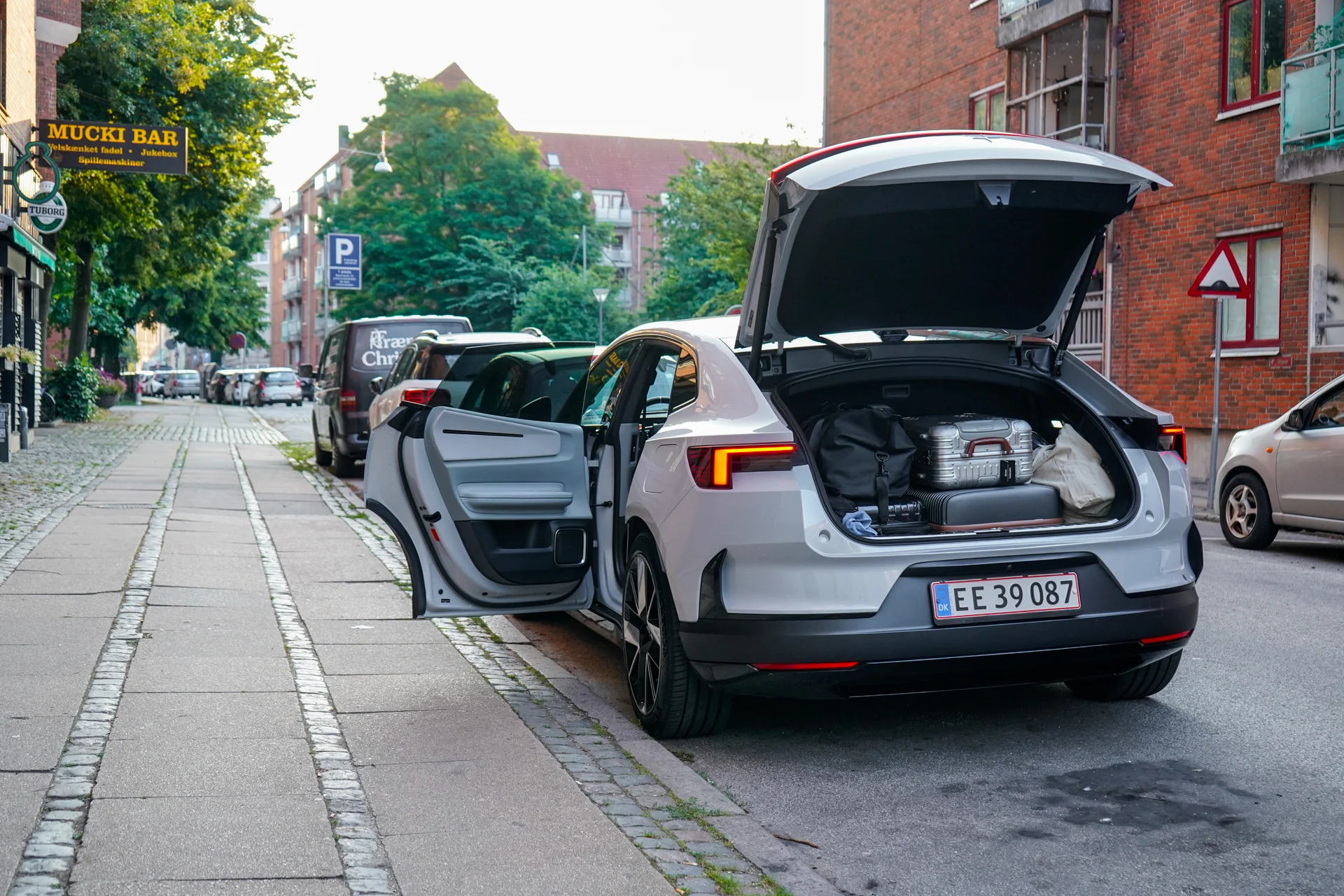 Polestar 4 Long Range Dual Motor-46