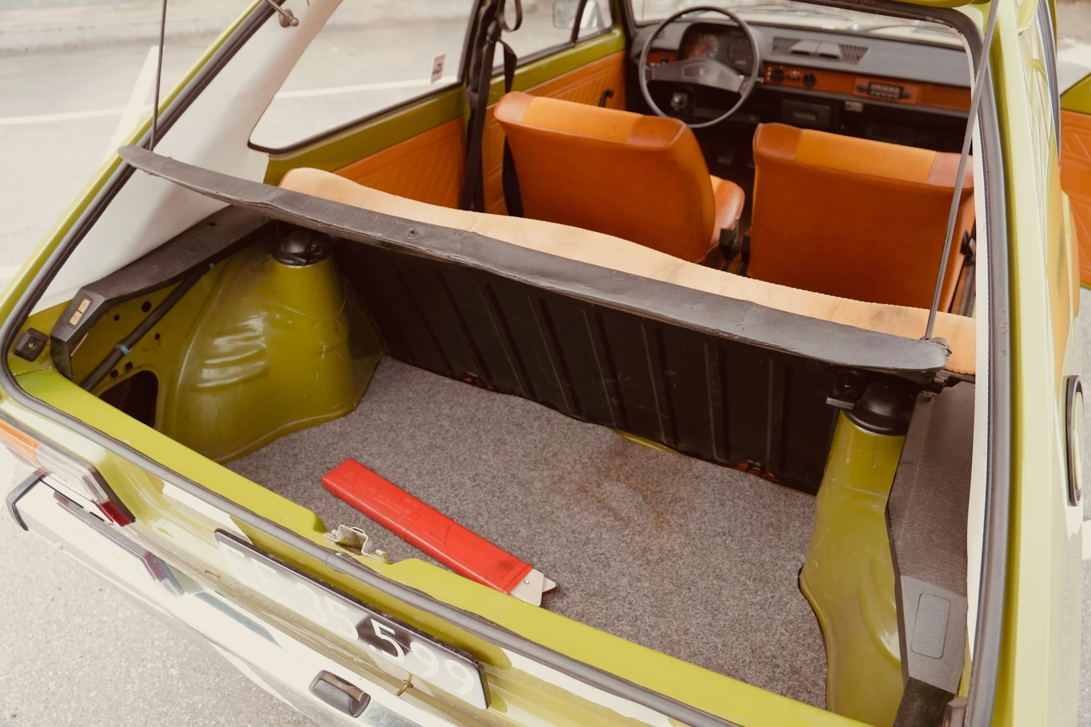 VW Polo L 1975 MBB 03447